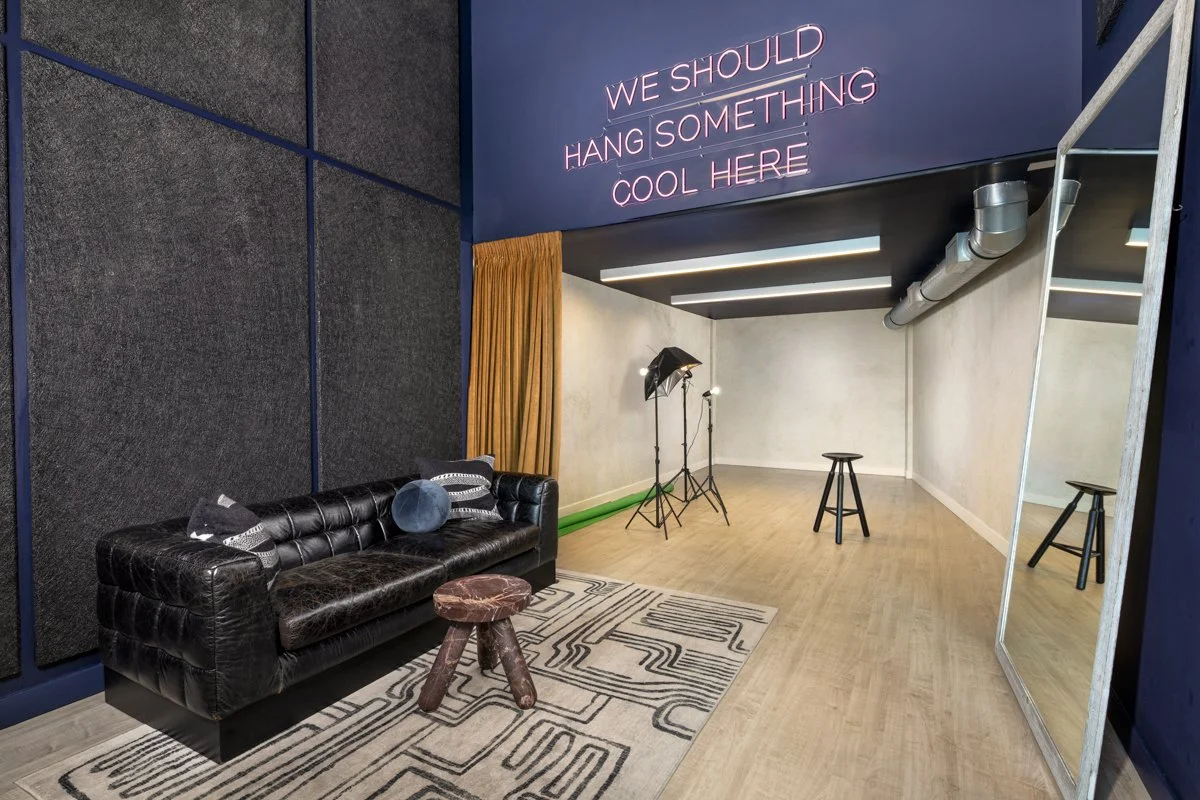 GS_Aliso_Ph_II_One_Bed_Photo_Studio_II (1).jpg