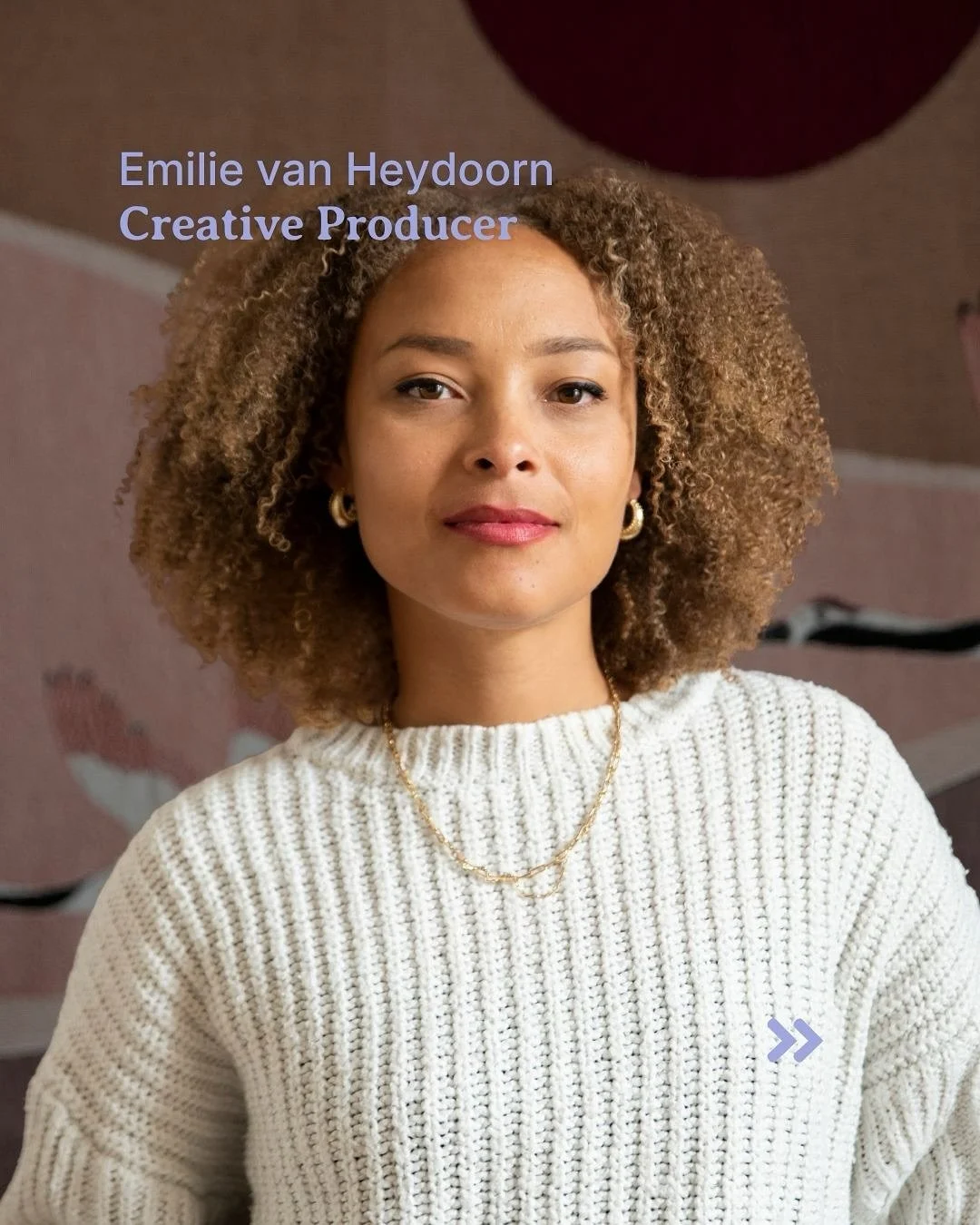 ✨ Meet Maker Emilie van Heydoorn, creative producer en oprichter van Productiehuis MONDI. Ze werkte o.a. bij Bijlmer Parktheater en is nu actief als creative producer bij Dawn Collective, Typhoon Events en De Nieuwe Oost.

In 2024 richtte ze MONDI op