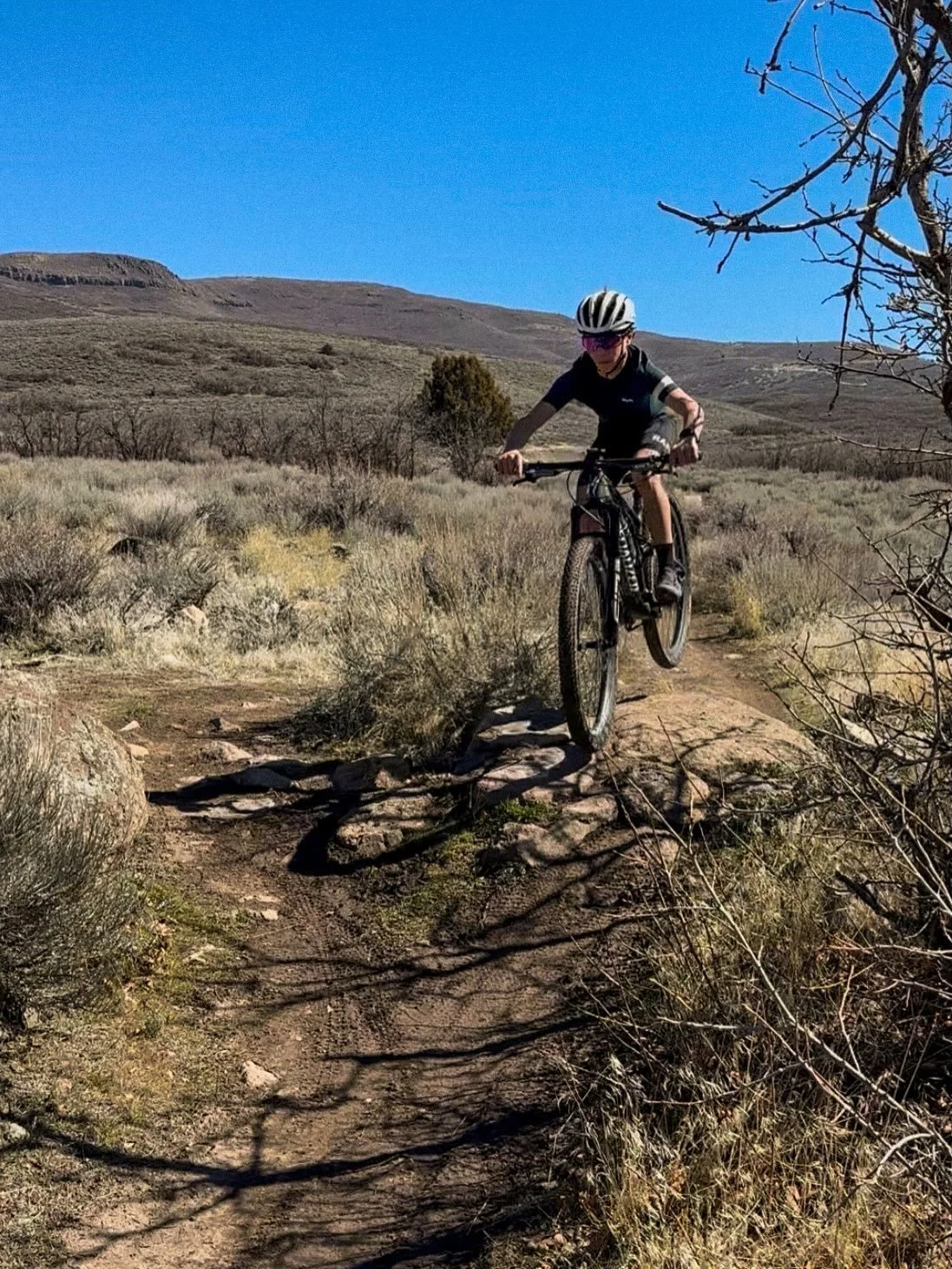 🚨Trail Season Is Here🚨

The frontside of Dutch Hollow (Barrel and Luge included) and the UVU side of Jordanelle Ridge are dry and riding great. Please give the north-facing slopes a little more time where things are still soft, but otherwise grab y