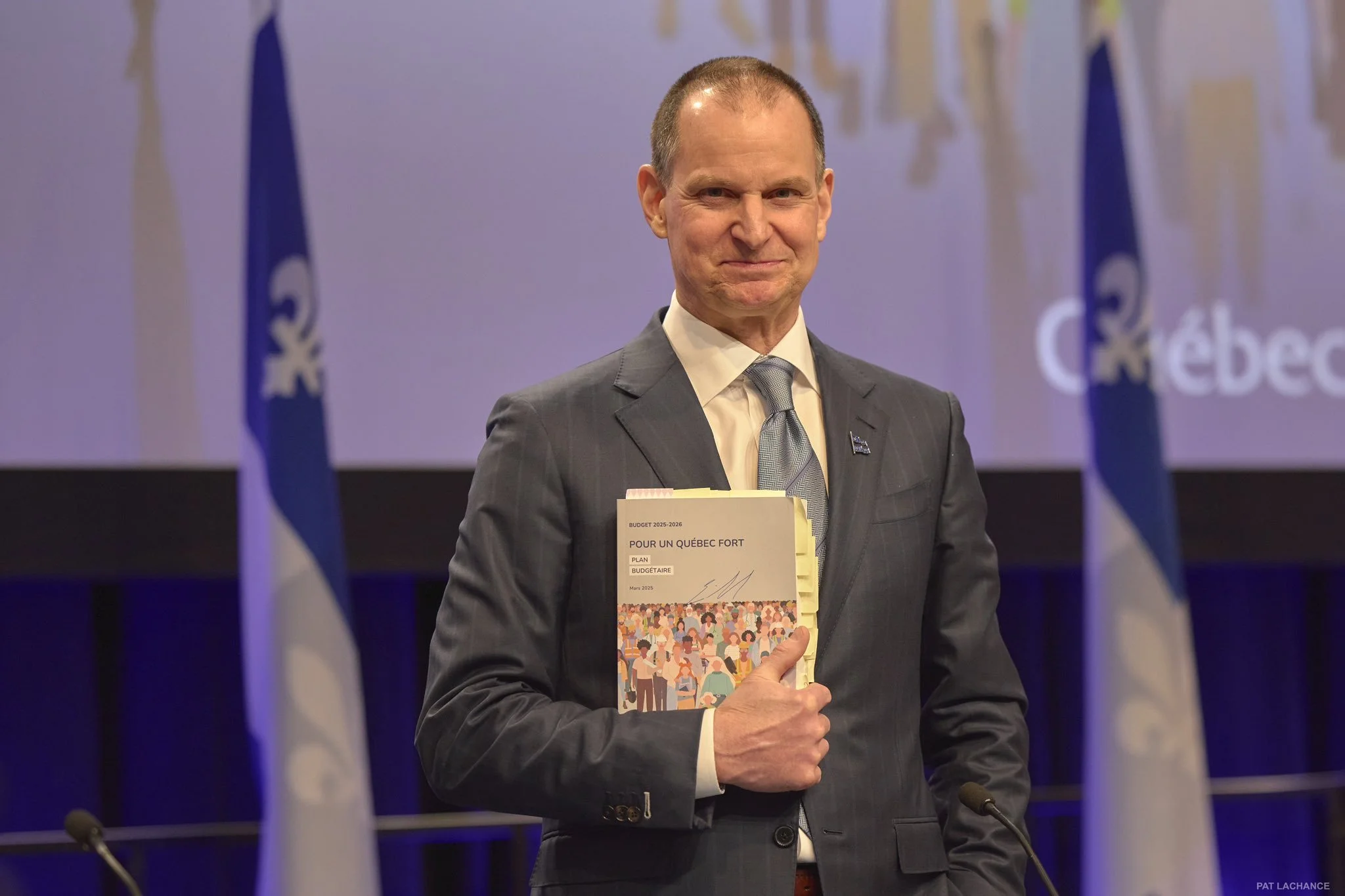 Moody’s maintient la cote de crédit du Québec malgré des pressions budgétaires