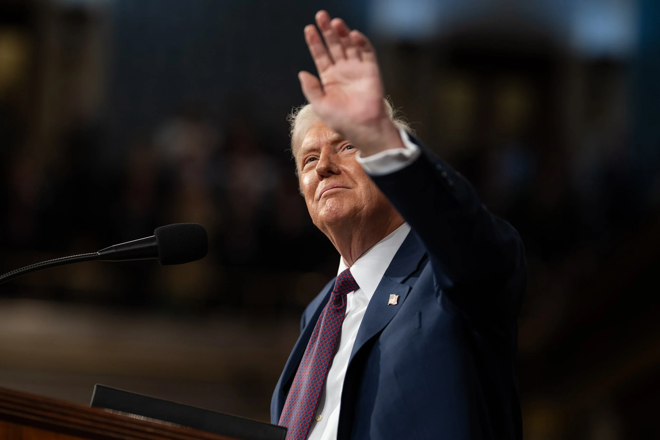 Trump menace de nouveaux tarifs douaniers mais accorde un sursis jusqu’au 1er août