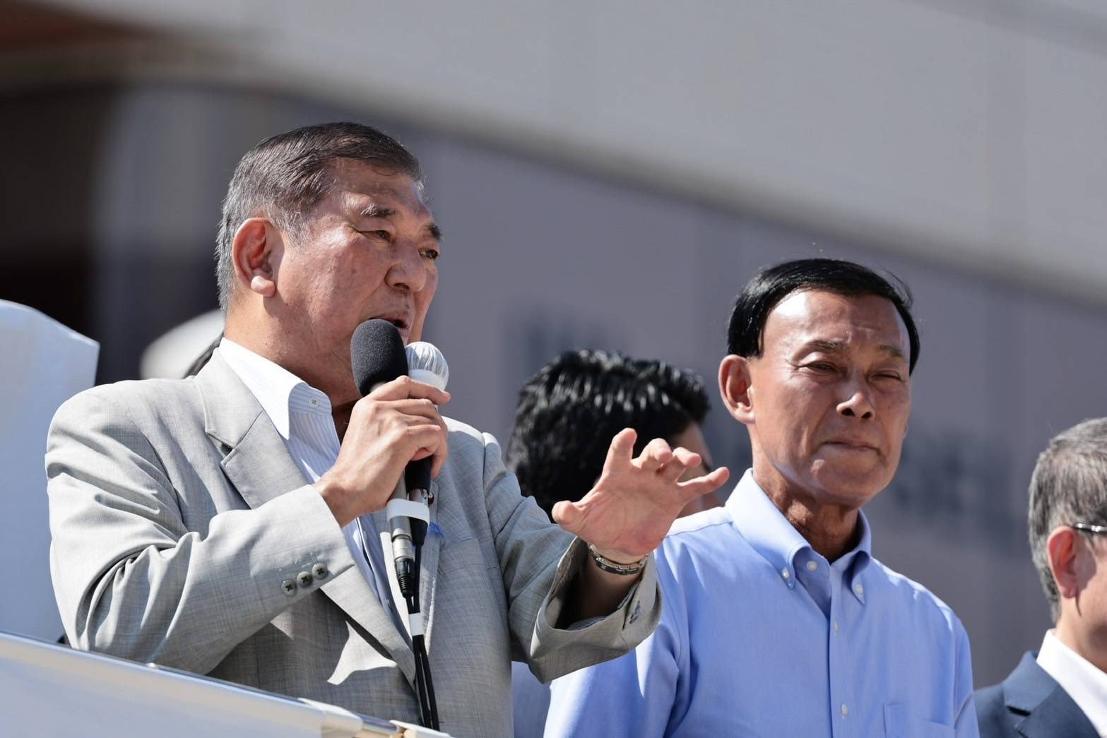 Japon : lourde défaite électorale pour le gouvernement, montée d’un parti nationaliste