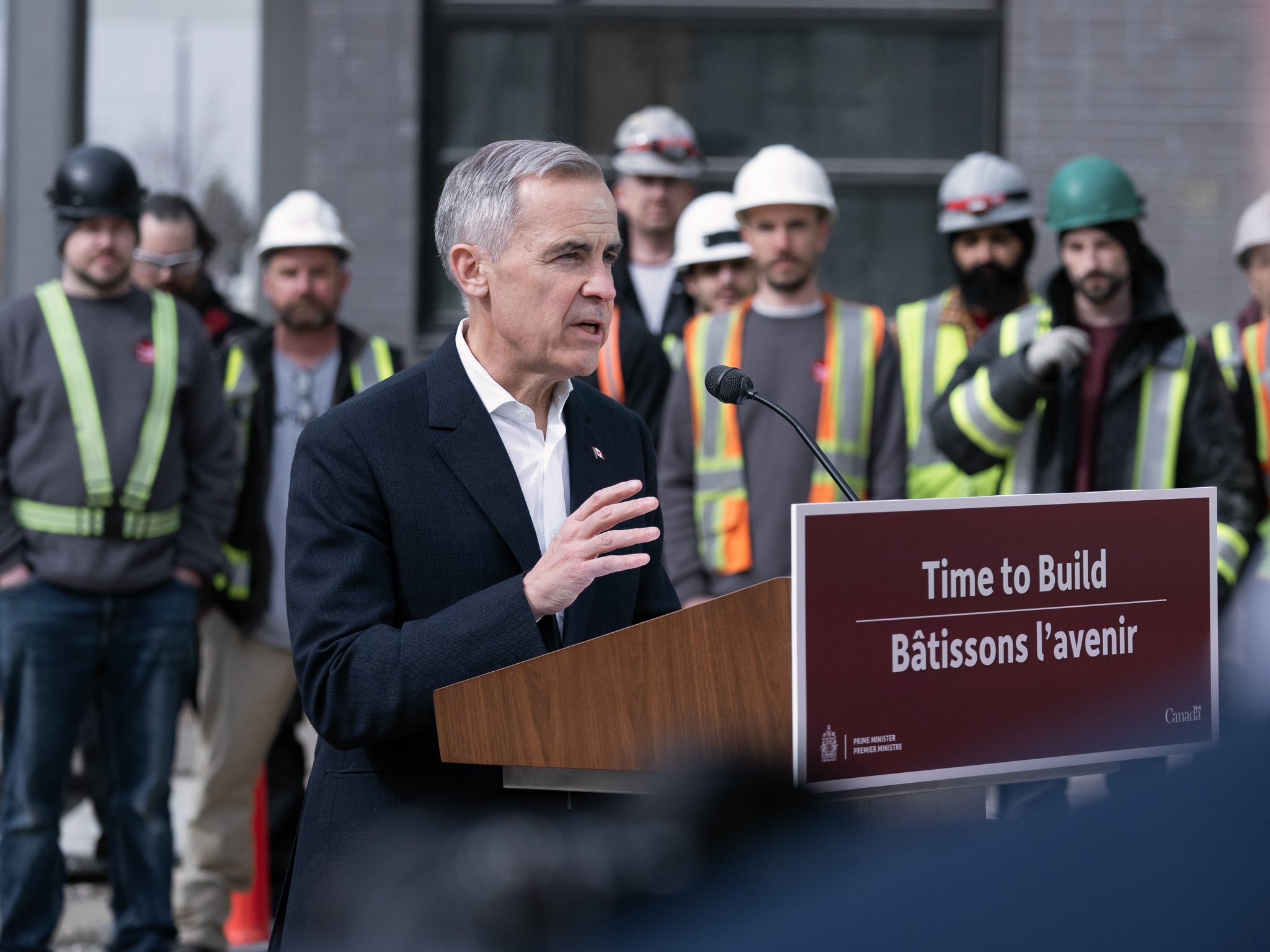 Premier budget Carney : rigueur imposée, dépenses ciblées maintenues