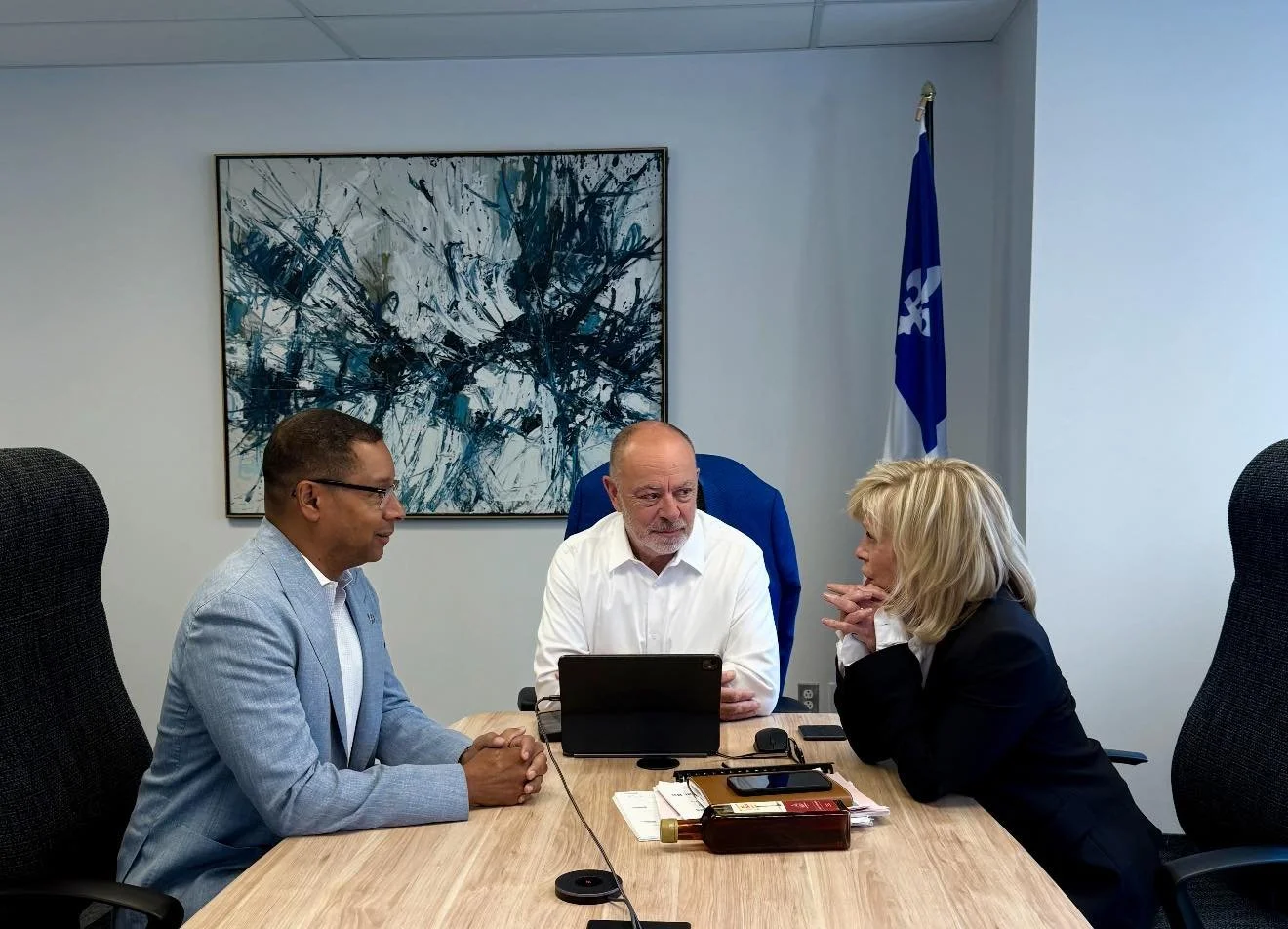 Les médecins de famille cessent l’enseignement pour contester le projet de loi 106