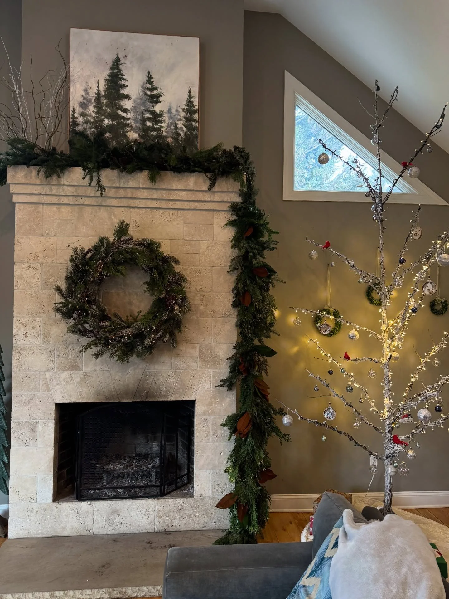 Earthy tones for Christmas 🎄