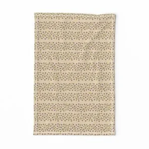 Tiny Blossom Border Towel.jpeg