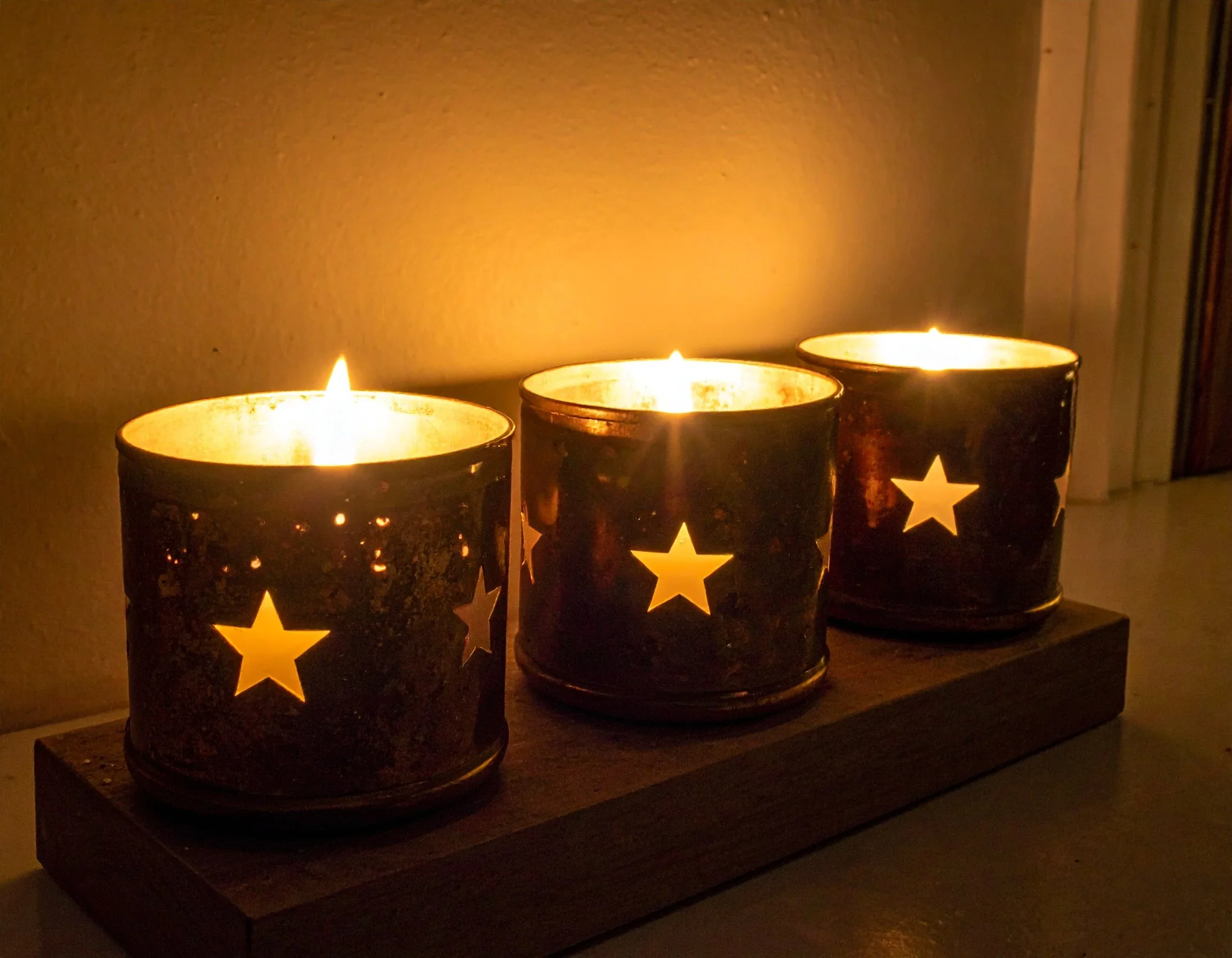 Upcycled Candle Lanterns from Celsius Cans