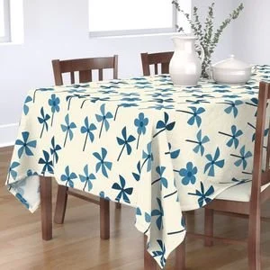 Pinwheel Path Table Cloth.jpeg
