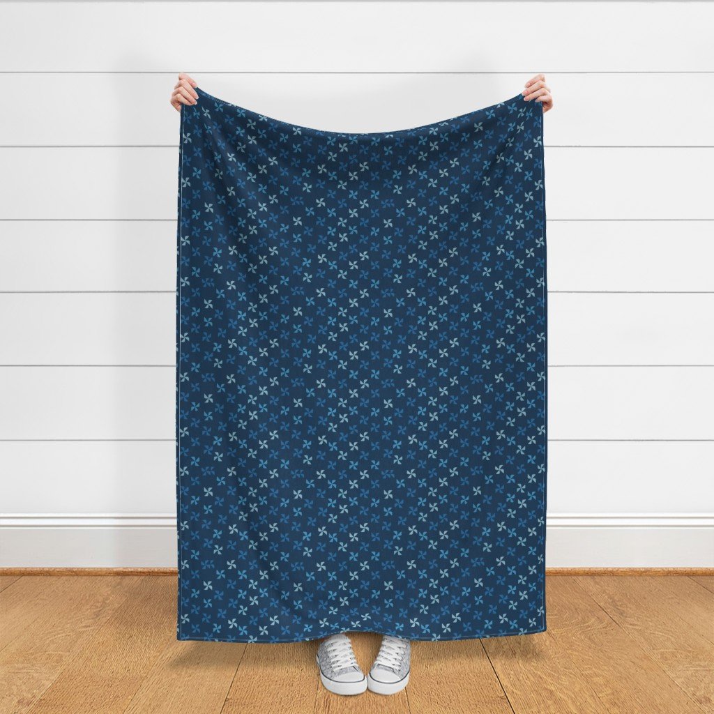 Mini Pinwheels Throw Blanket.jpeg
