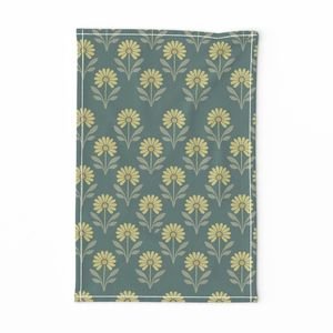 Daisy Deco towel.jpeg