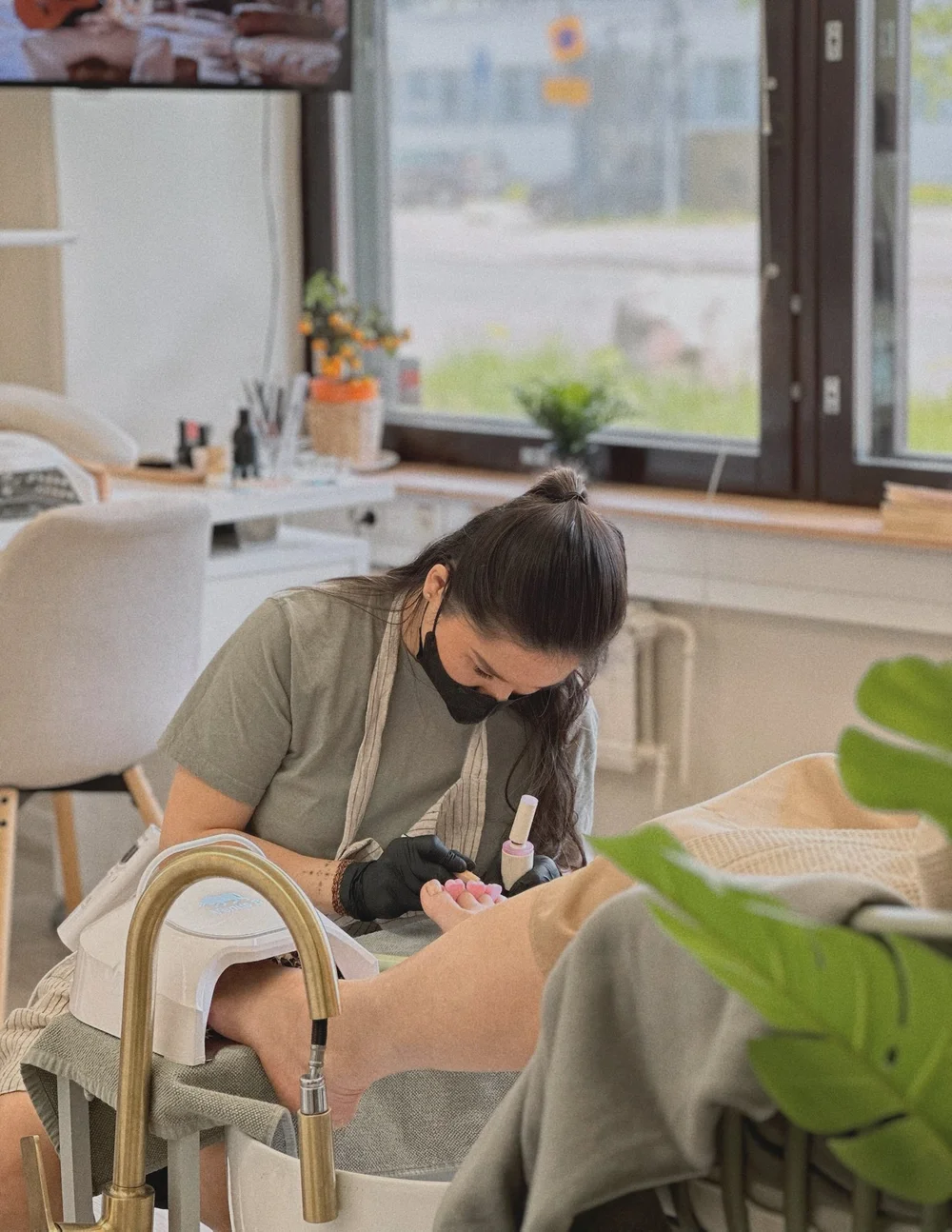 Jalkahoito Aura Beautyssa Espoossa