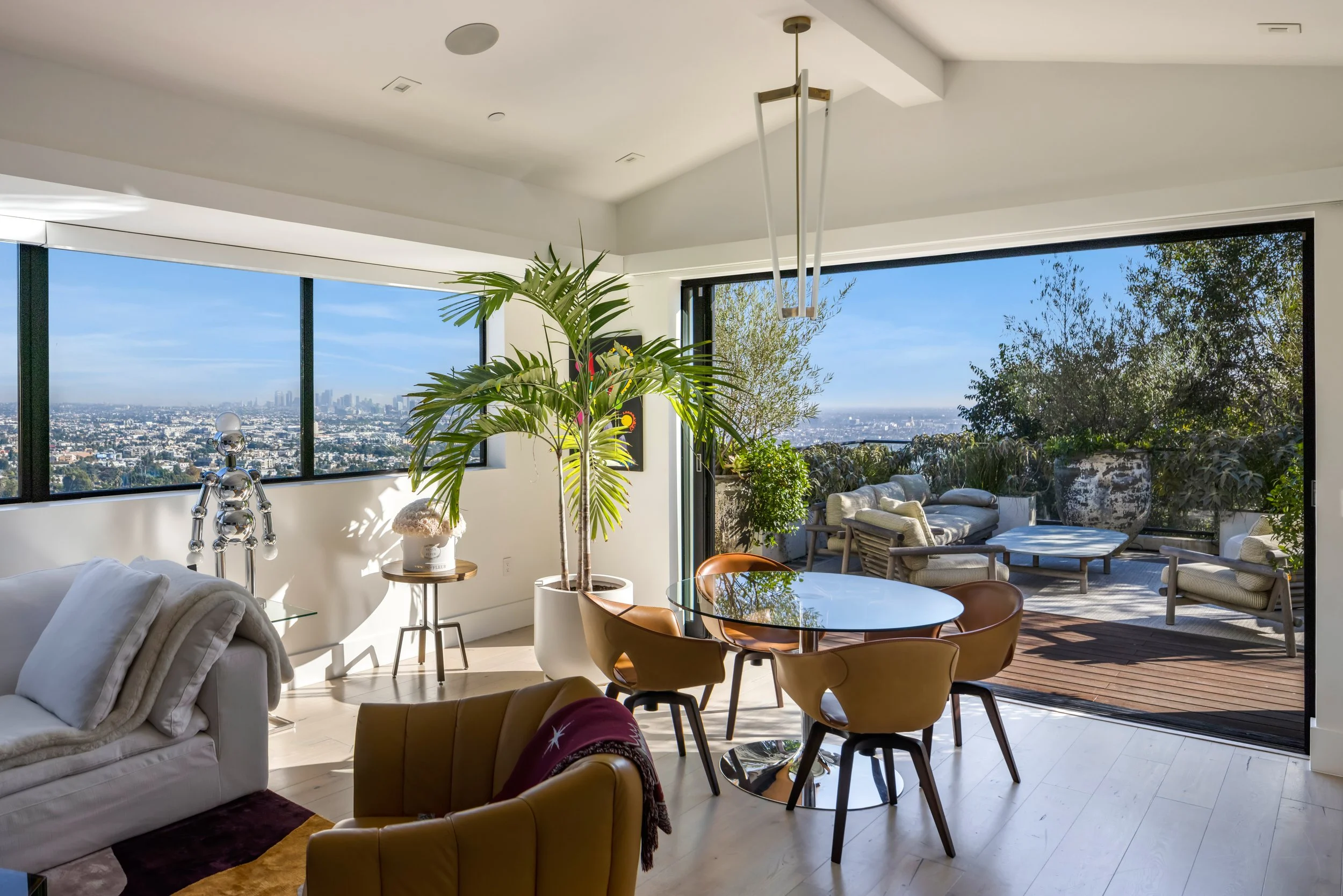 8080 Laurel View-53.jpg