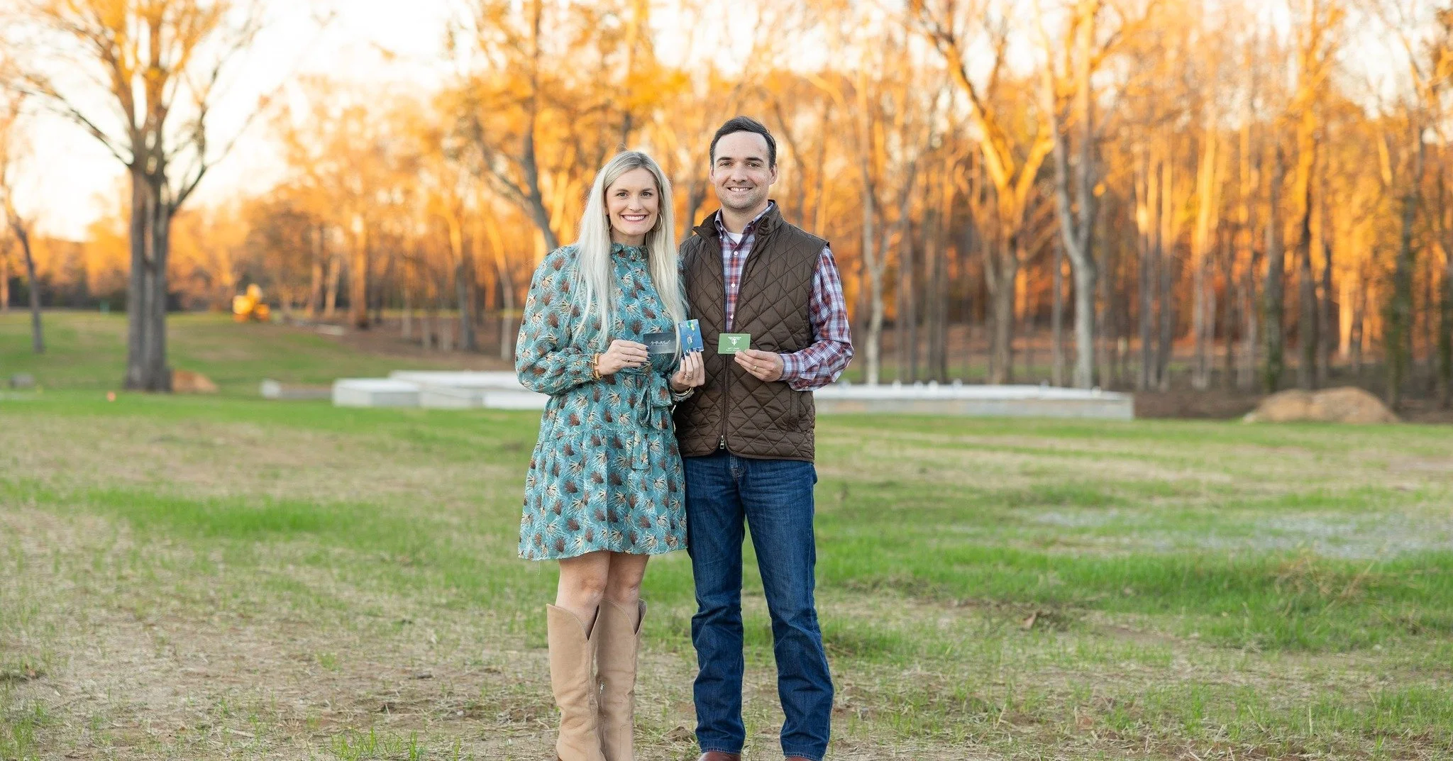 🎉 Congratulations again to our Double Gate Giveaway Winners! 🎉

Please join us in celebrating Sallie and Griffin Metcalf, winners of our incredible Ross Bridge Resort weekend package in Birmingham! 🕍⛳️🍷💆

They&rsquo;re taking home:
✨ A weekend s