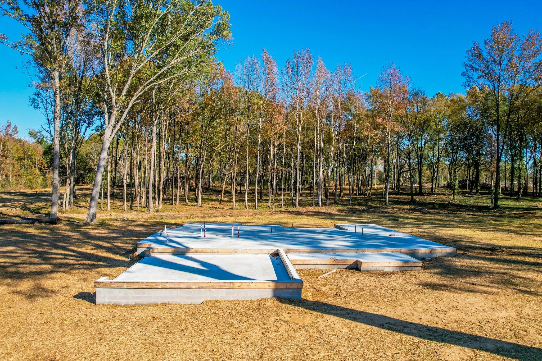 From peaceful wooded views to solid foundations, the future of Double Gate is coming together beautifully.🏡🌳🌞

This is where thoughtful planning meets the natural beauty of New Albany&mdash;one home at a time.

#DoubleGate #NewAlbanyMS #Mississipp
