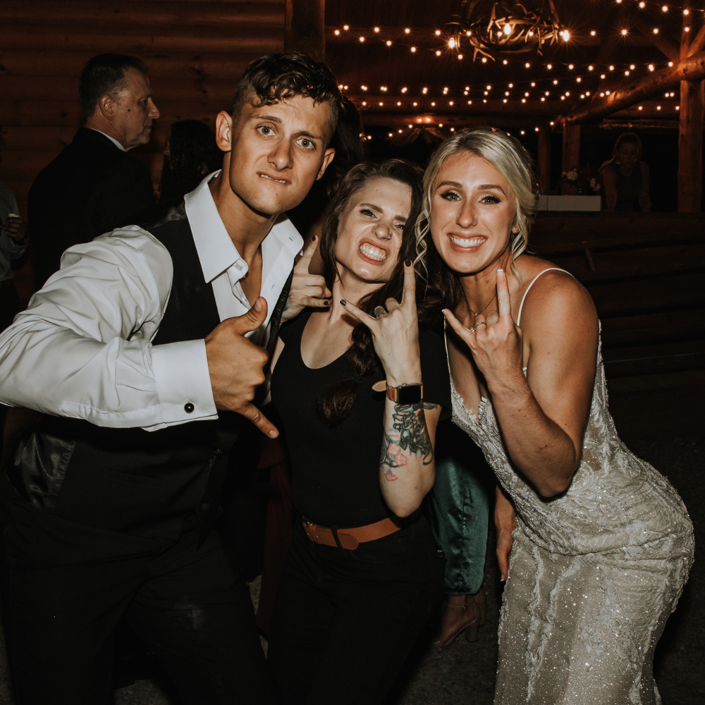HI I’M AUNDREA! I’m an elopement and intimate wedding photographer based in Northwest Montana, specializing in documenting bold, unfiltered elopement experiences in Glacier National Park. From the (2).png