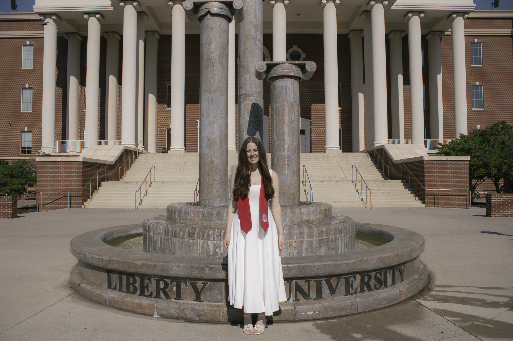 RaeganDoise_EveGrad2026-6.png