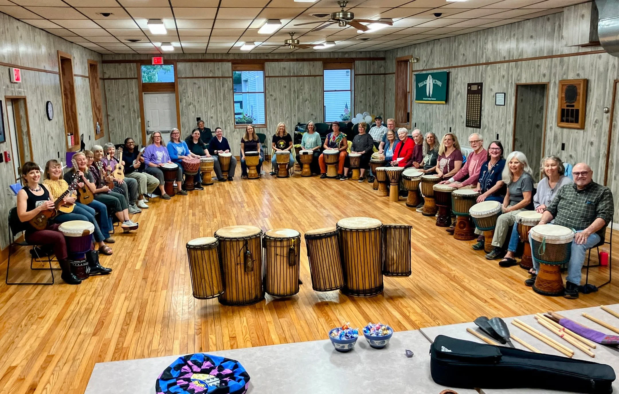 Join our EarthBeat Music &ldquo;drumily&rdquo; (drum+family) for Drum in Joy!, an 8-week West African drumming course designed to build confidence, foster community, and promote well-being through the power of drumming. 

If you&rsquo;ve ever wanted 