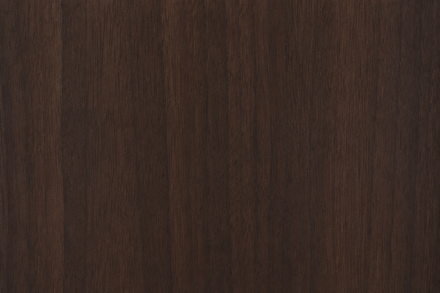 Dunkles Lapacho-Holz als hochwertiges Naturmaterial für maßgefertigte Möbel und exklusive Innenarchitektur – Raumkonzepte by Edison Cenaj.