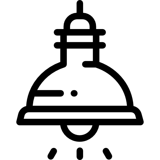 Maßgeschneiderte Einbaumöbel, präzise Materialübergänge und eine abgestimmte Lichtplanung sorgen für ein zeitloses und hochwertiges Gesamtkonzept.