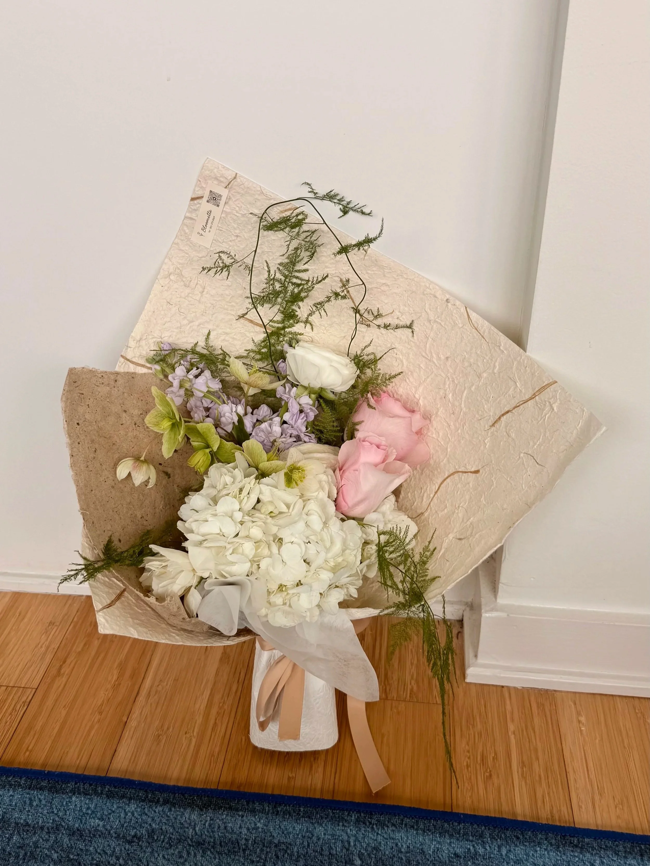 An exploration of East and West
pine and natural textures meets richer, painterly tones.
There’s a quiet tension between restraint and expression, something rooted, yet softly vivid.