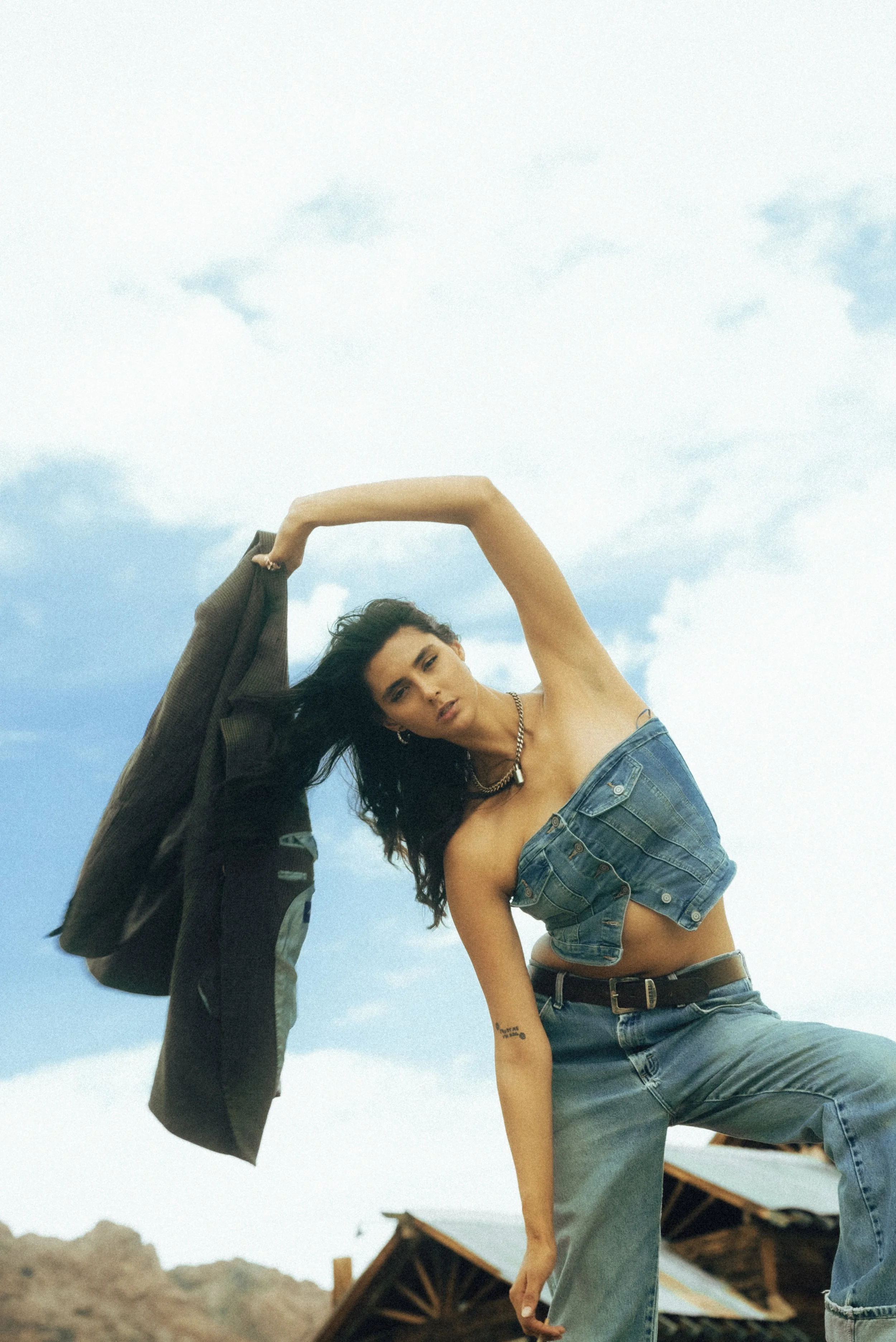 jeans outfit old cars-4.JPG