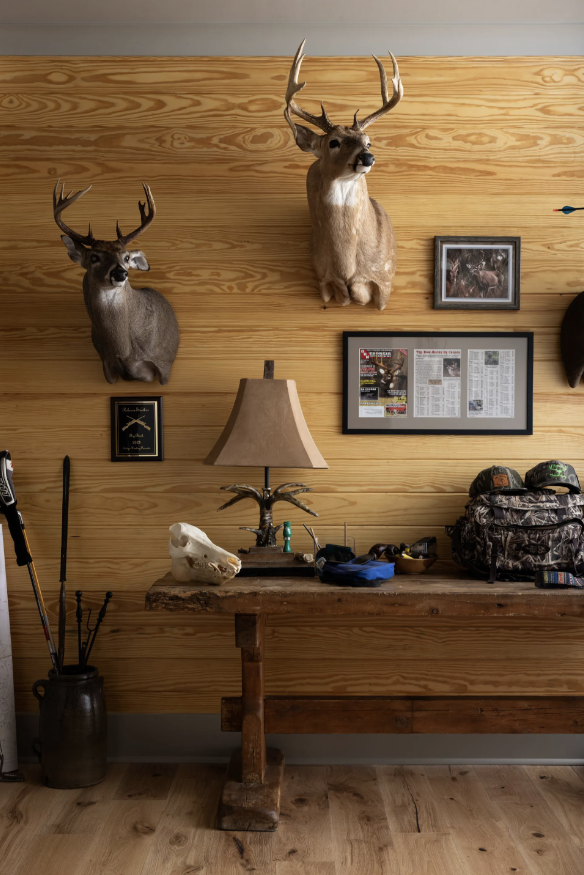 Hunting Room.png