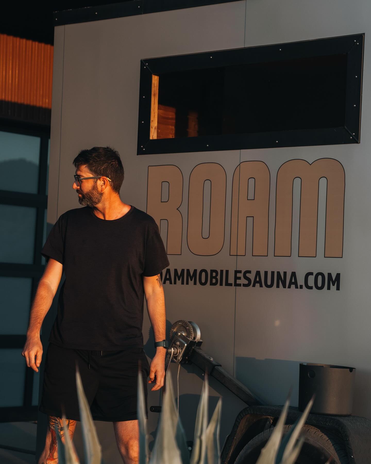 Golden hour, wood-fired heat, and nowhere to be. 🙌🏻🔥

#sandiegomobilesauna #mobilesauna #mobilesaunarental