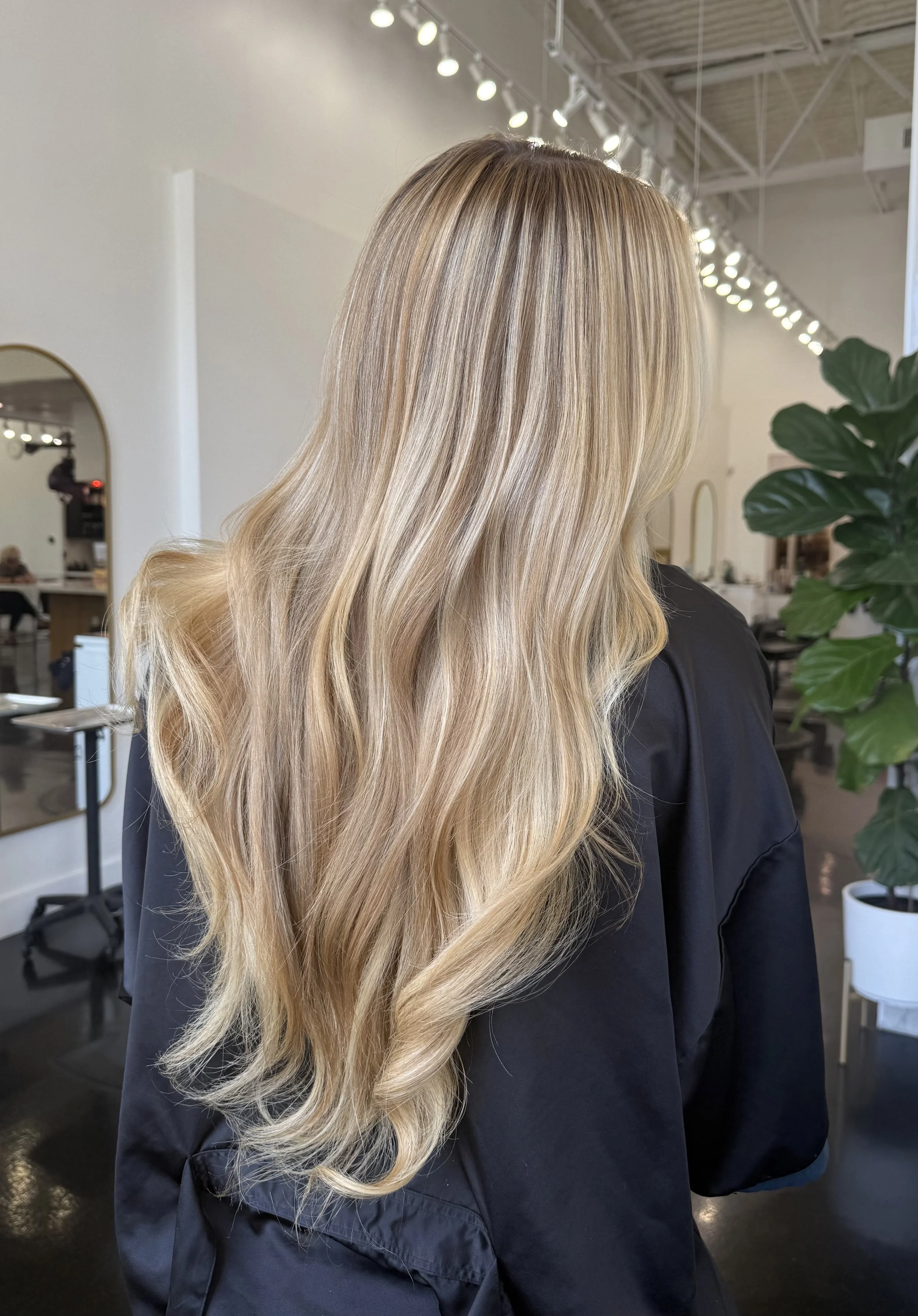 26 Blonde weft Extensions