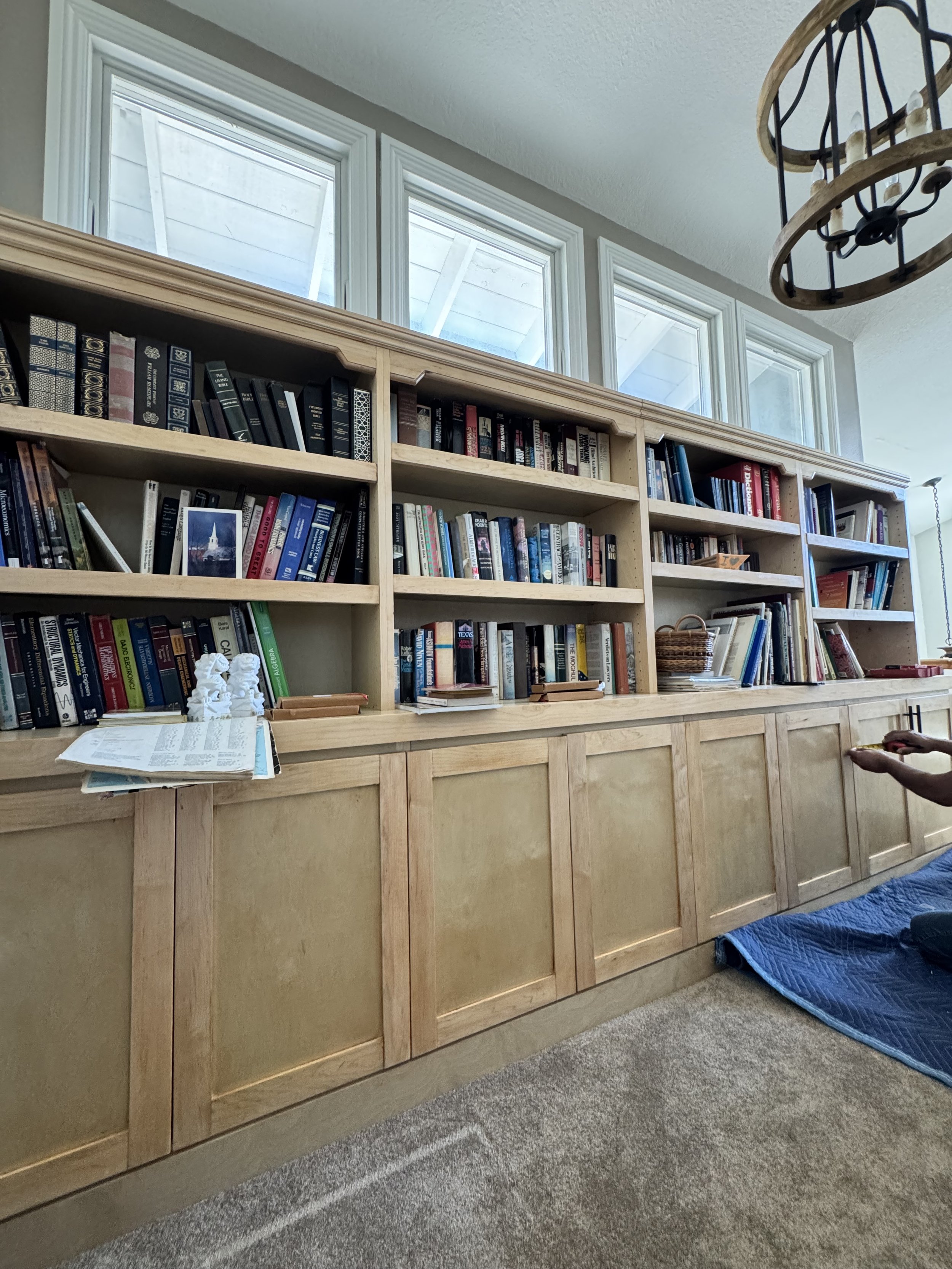 Bookshelf1.jpeg