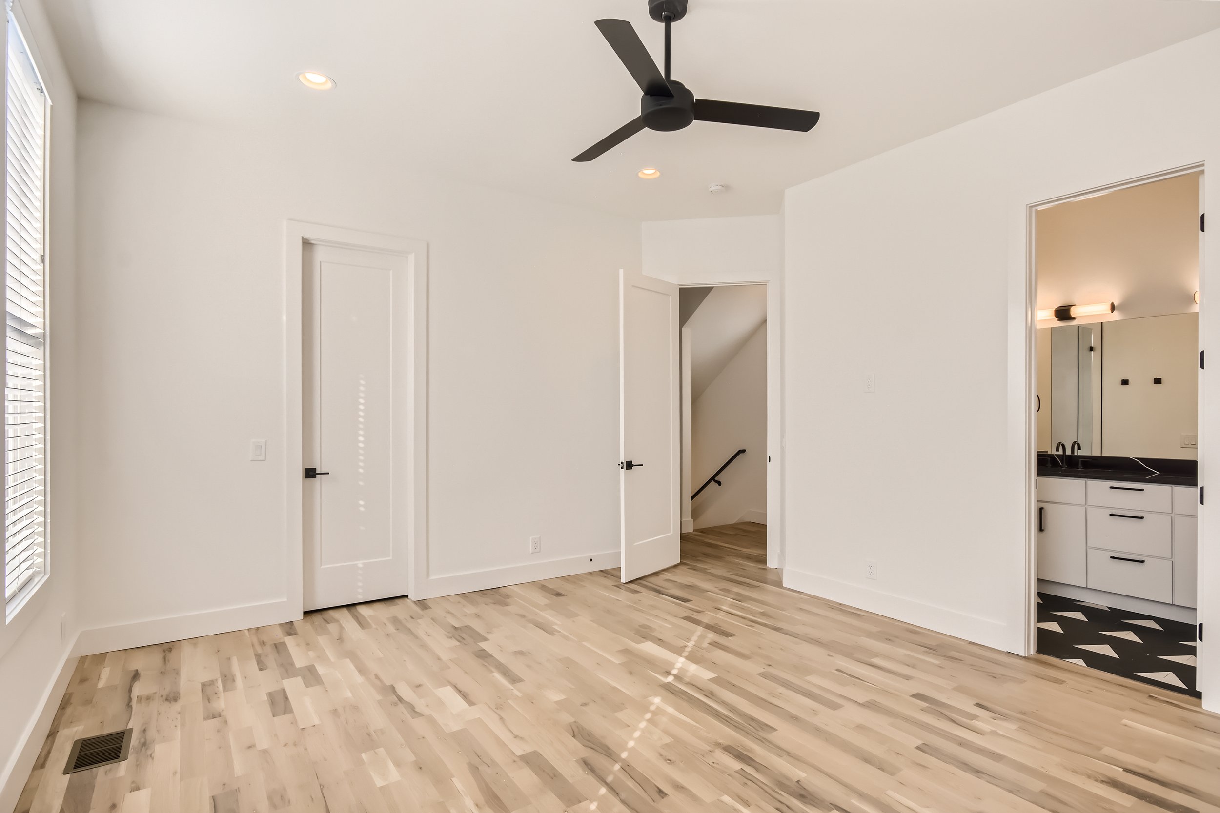 13 Primary Bedroom.jpg