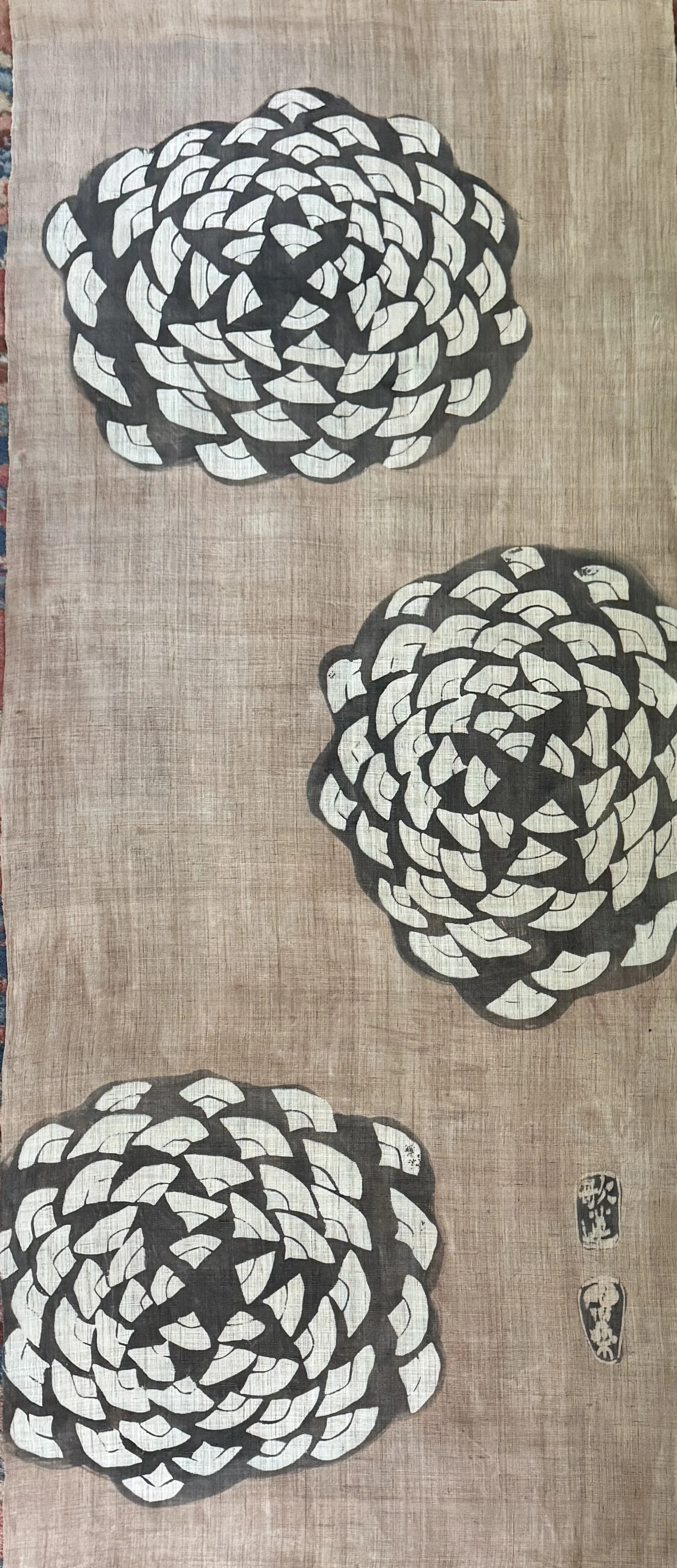 Big Pine Cones Scroll