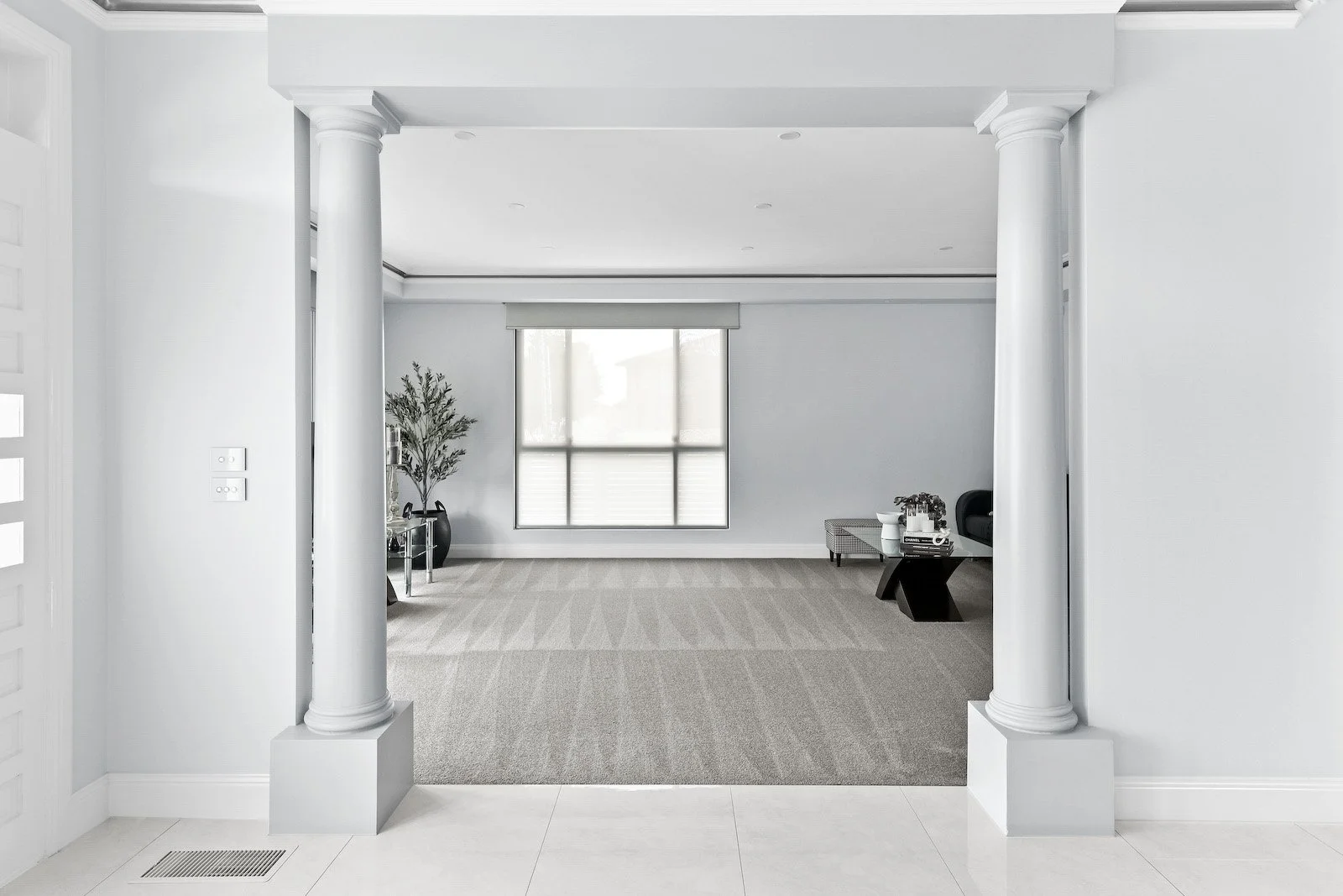 8-10 Stanhope St Print-10.jpg