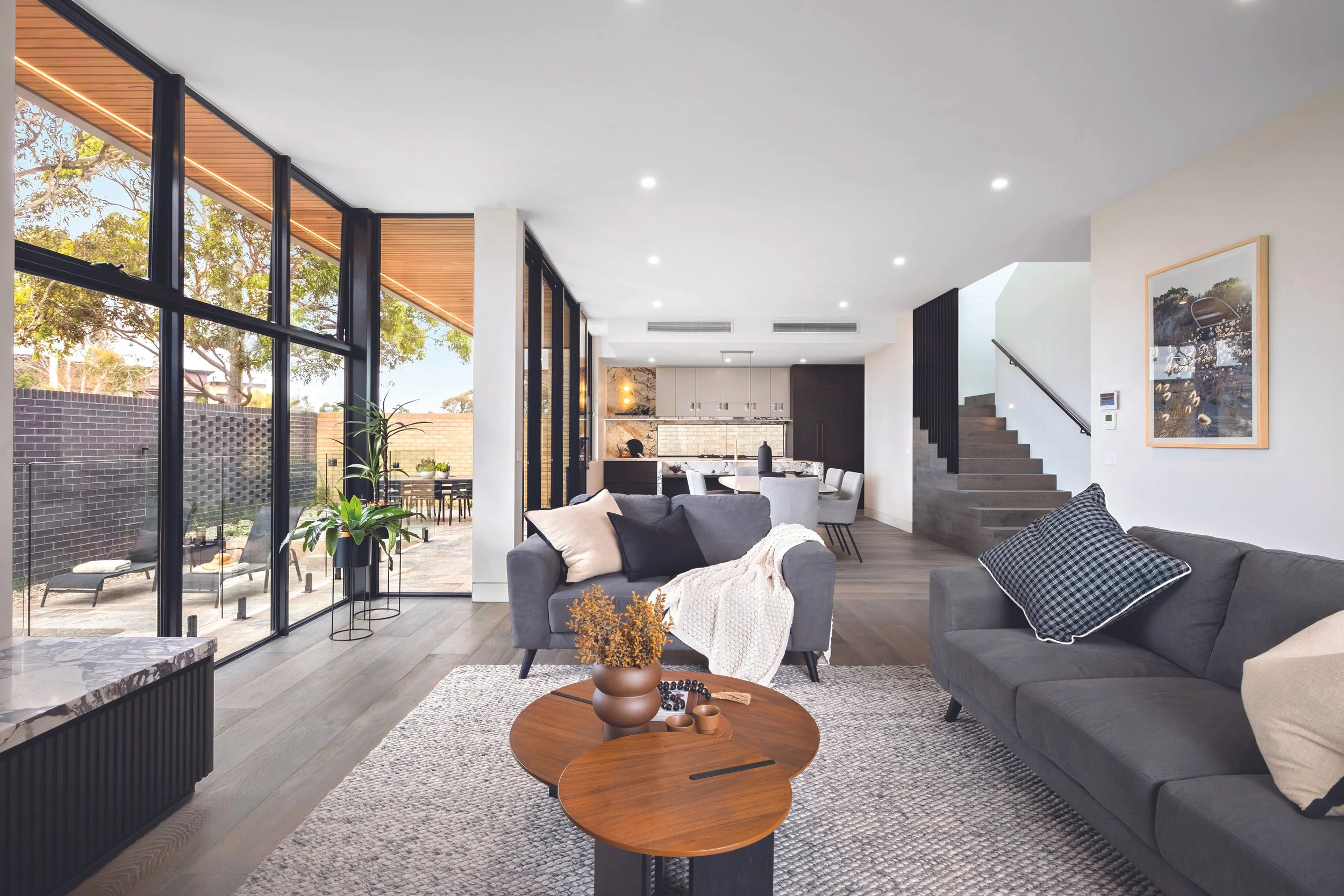 22 Prince - 5-Living Room.jpg