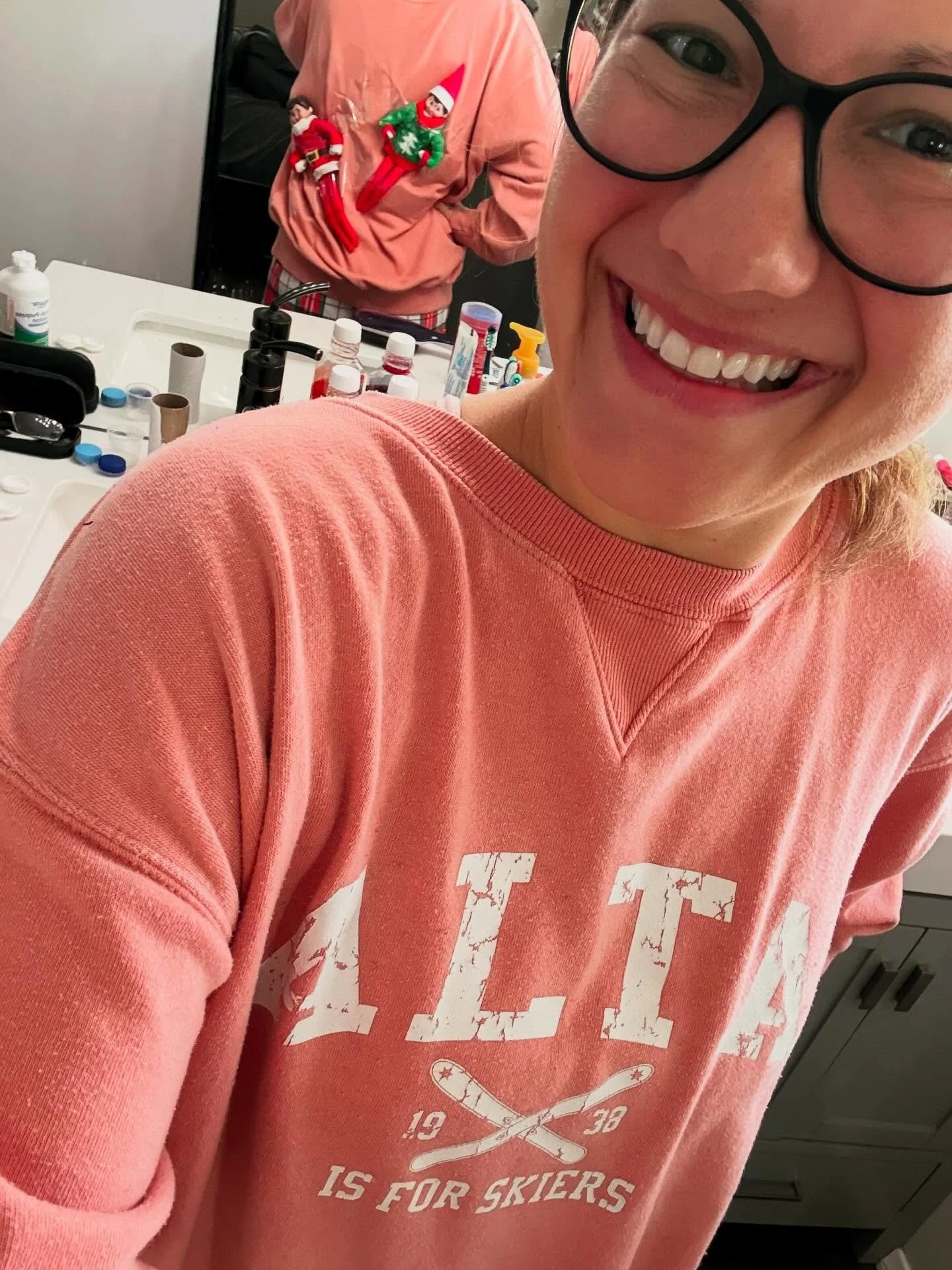 Today I hid the elves on my back.

A small, slightly ridiculous solution, but also a perfect snapshot of this season.

Because for so many leaders (and parents), December means carrying a lot:

deadlines, decisions, emotions, expectations&hellip; and