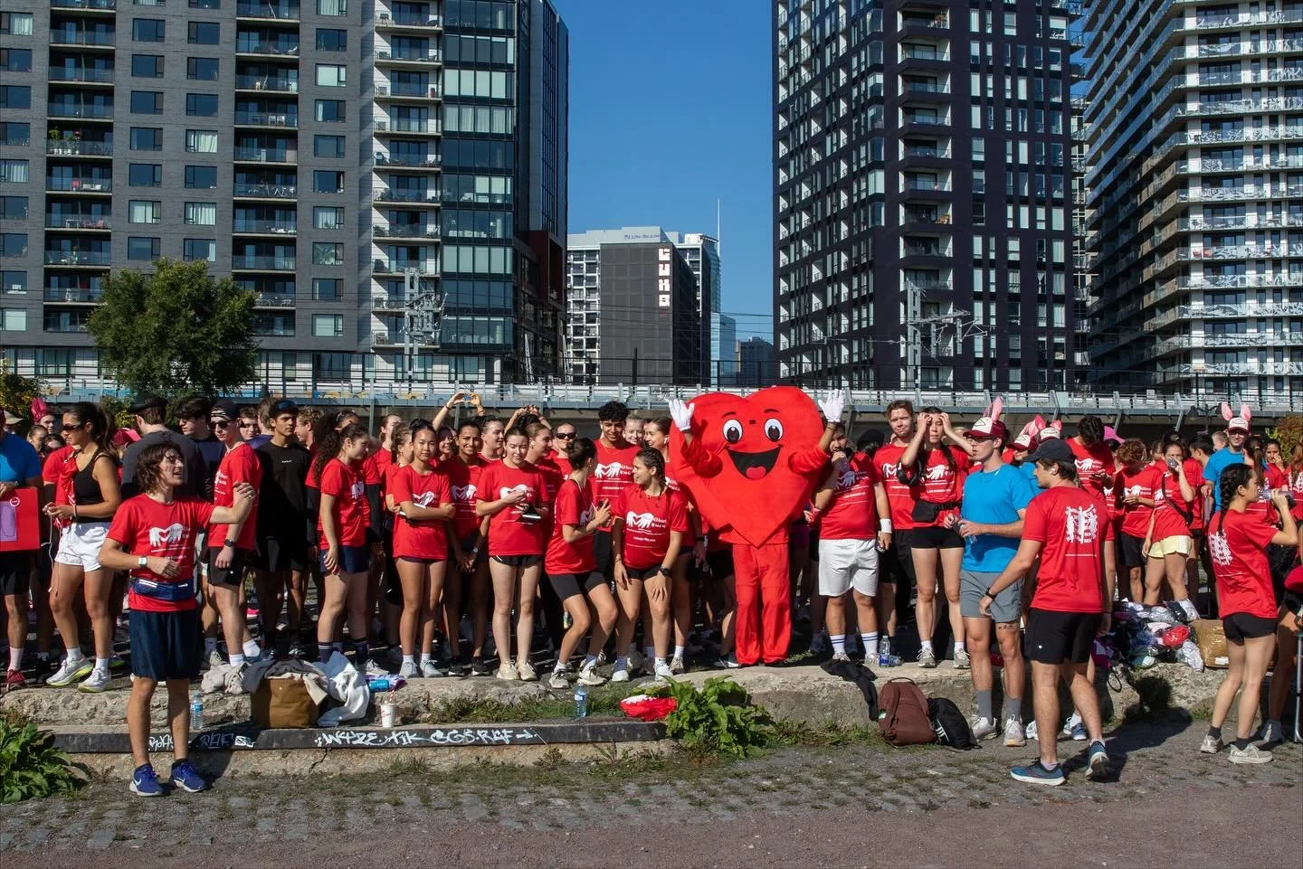 Thank you all for an AMAZING Run to the Beat 2025 and a special thank you to all of our wonderful sponsors @celsius_canada @motionballu_mcgill @drinkpoppi @shawarmania.mtl
