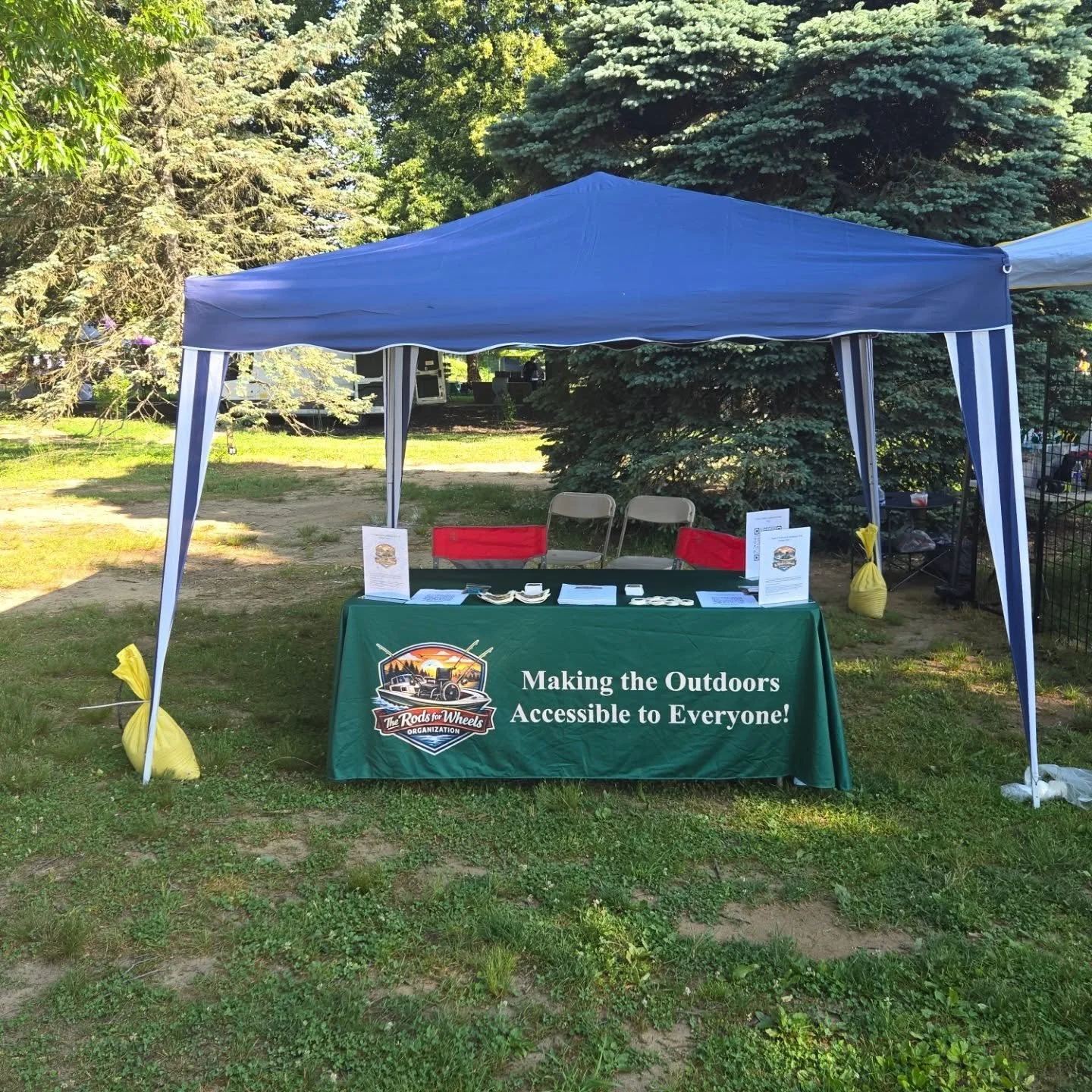 Come outnand say hi today if you are at Italian Heritage Festival Rosetree Park Media. 
@ciaodelco 
#ciaodelco #rodsforwheels.org #veteranownednonprofit