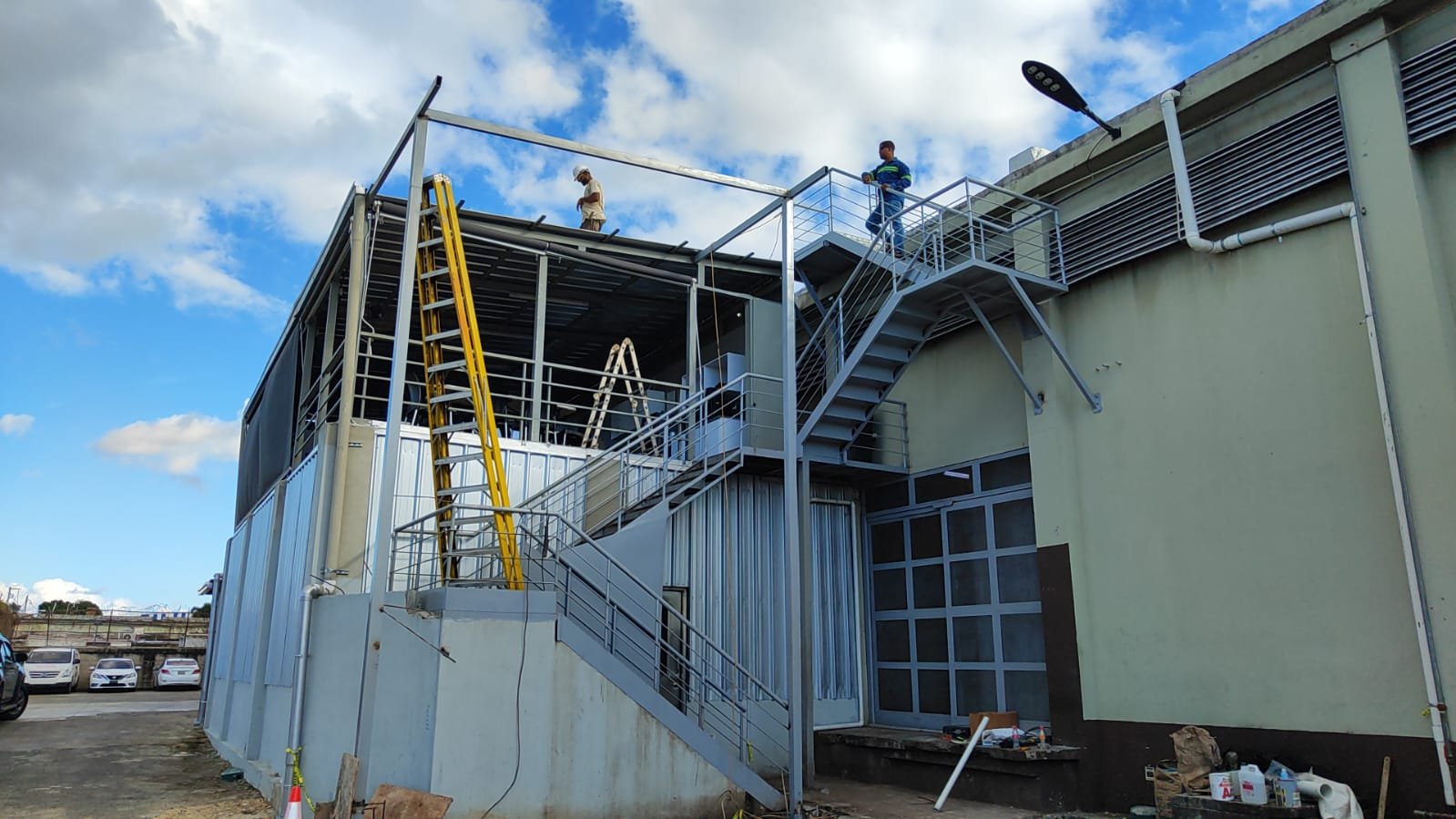 Proyecto Escalera en Metal - Instalaciones Chocolatera Munné