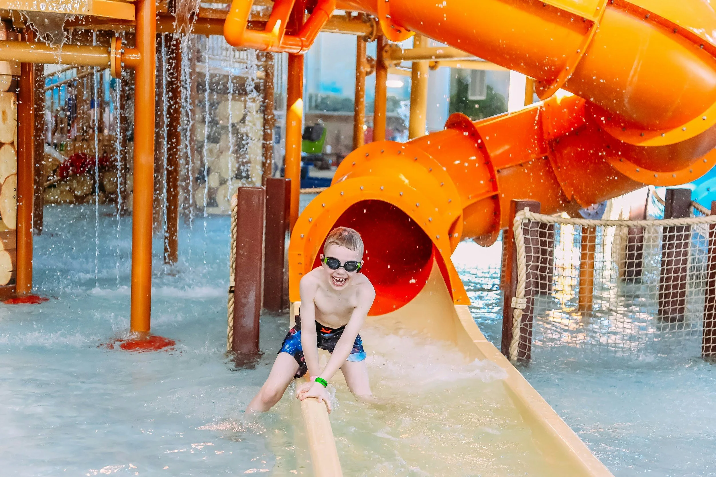 Roaring Springs Dive-In Movies at the Wave Pool: Hoppers