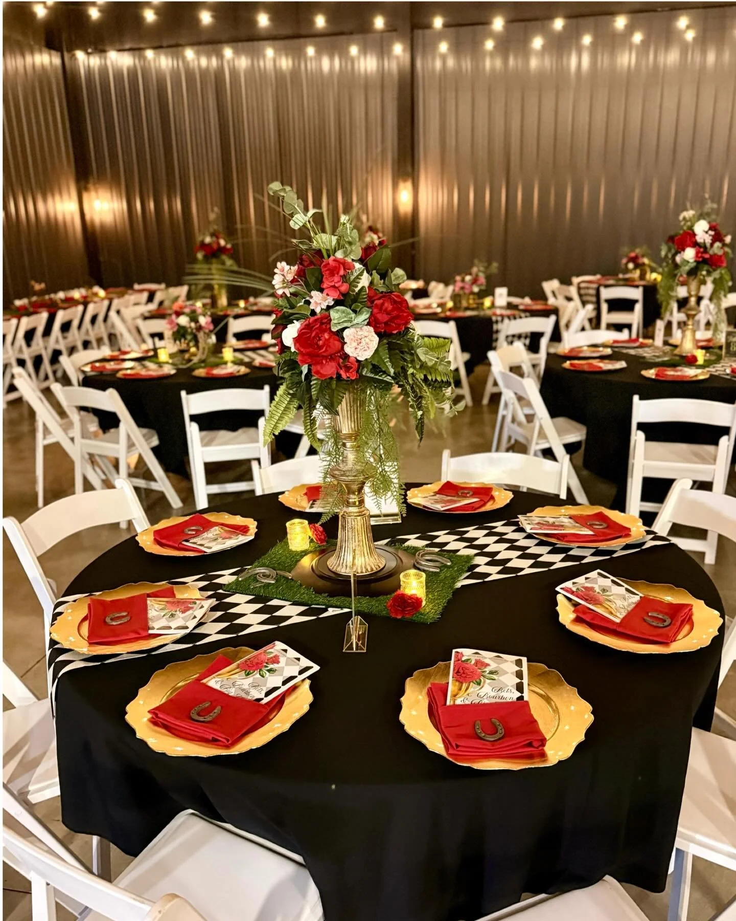 Bets, Bourbon, and Big Hats! 
Blessed Sacrament&rsquo;s casino night was stunning. 

#venue #casinonight #bourbon #newarkohiorealtor