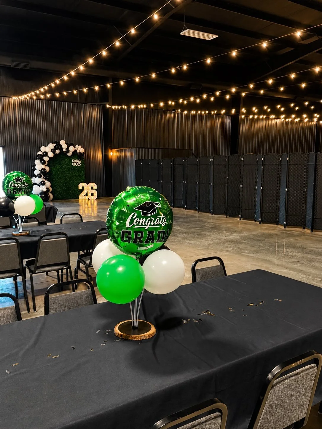 🎓 Congratulations to the Class of 2026! 🎓

We loved hosting this graduation celebration at Venue 901! From the custom balloon backdrop to the spacious setup for family and friends, it was the perfect way to celebrate this exciting milestone.

Wishi