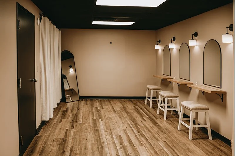 Venue901_MainRoom-wedding-reception-bridal-suite4.JPG