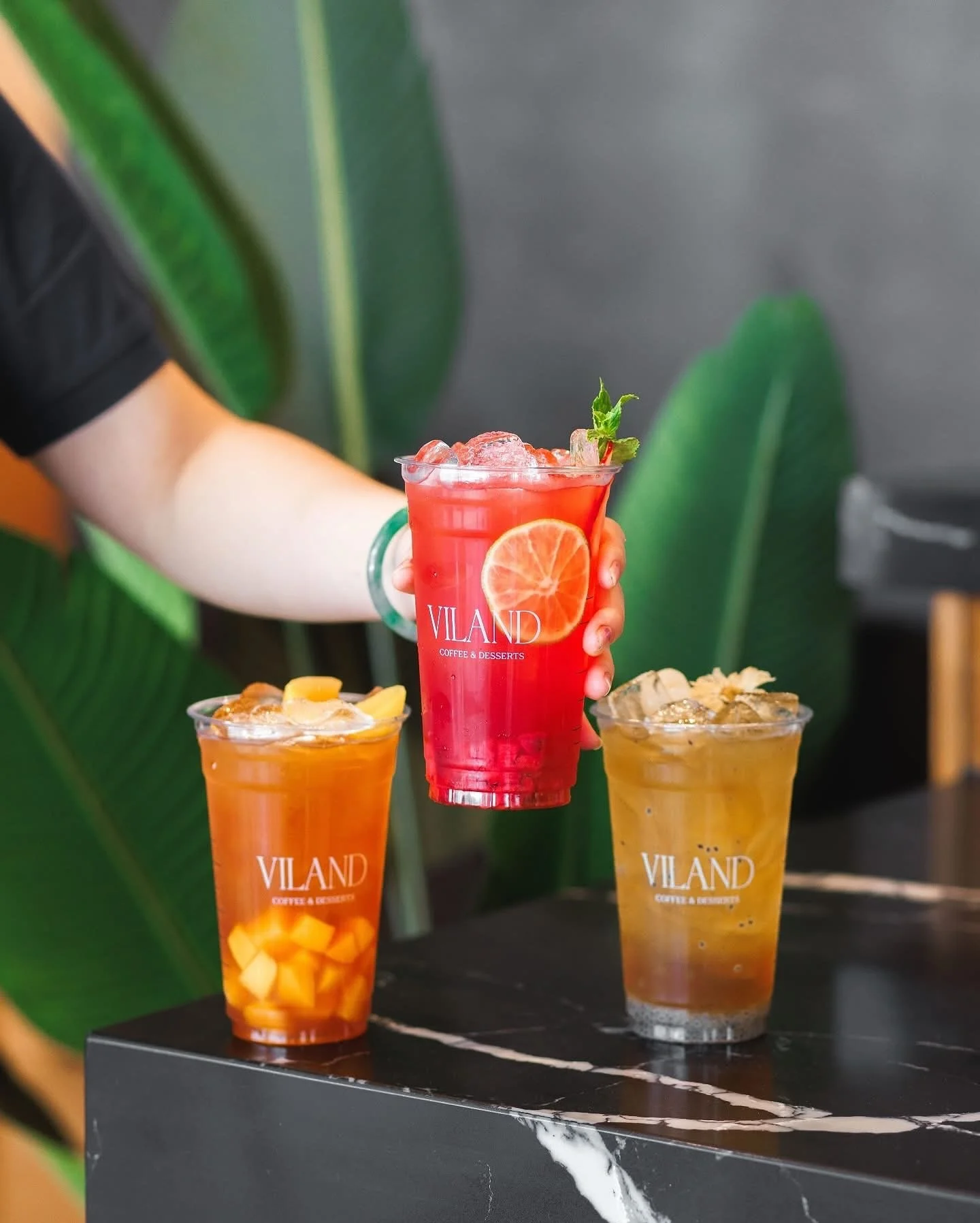 Strawberry Refresher, Peach Black Tea, and Honey Chrysanthemum&mdash;each one brewed for a different kind of mood 🌼🍑🍓

Visit us in-store or order online for pickup or delivery via UberEats, Grubhub, or Toast 🚙

#ocfood #ocfoodie #orangecounty #ba