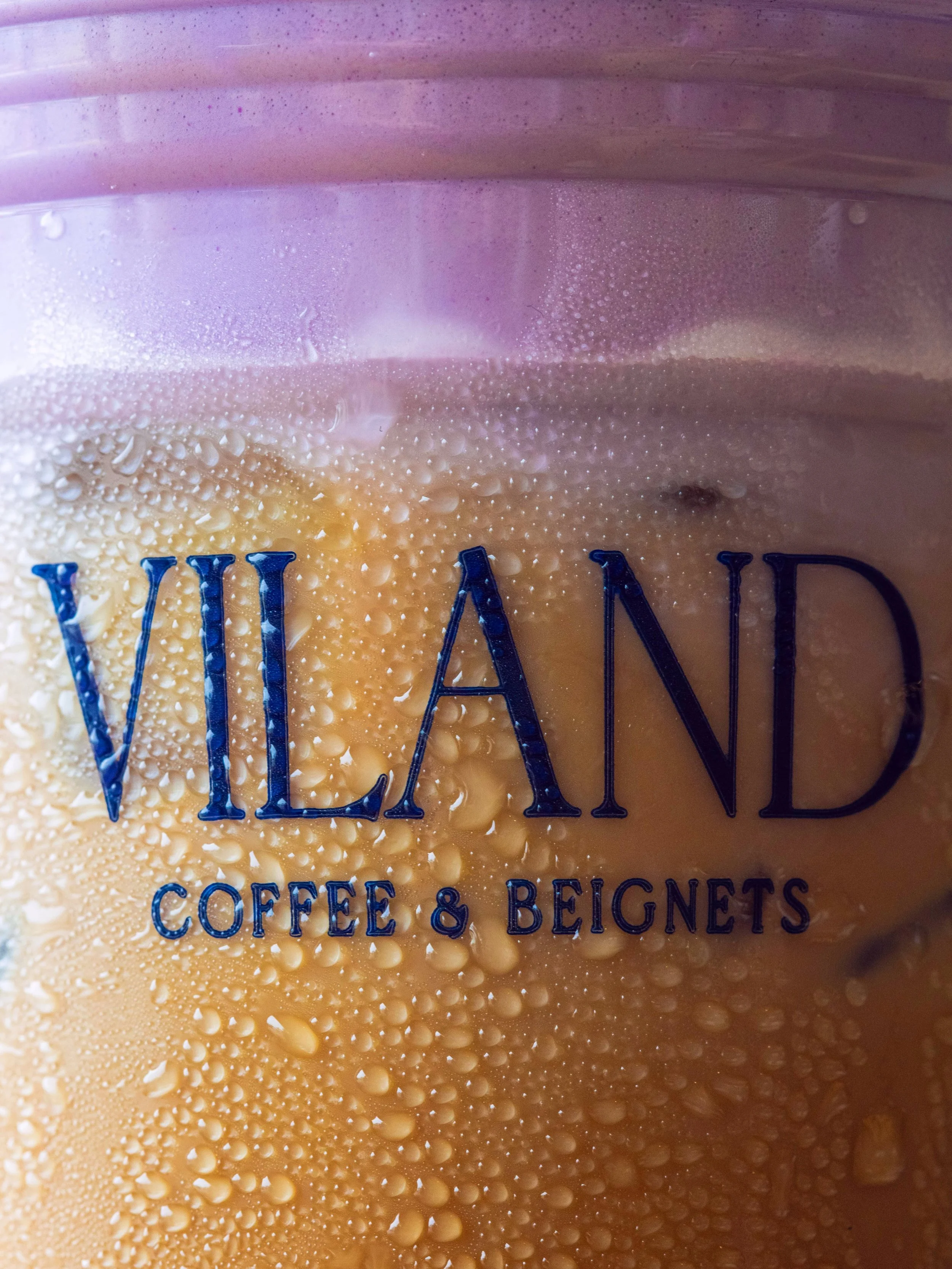 today&rsquo;s forecast: 100% chance of iced coffee 🧊 come see us &amp; cool off with our iced coffee 

#icedcoffee #hungryoc