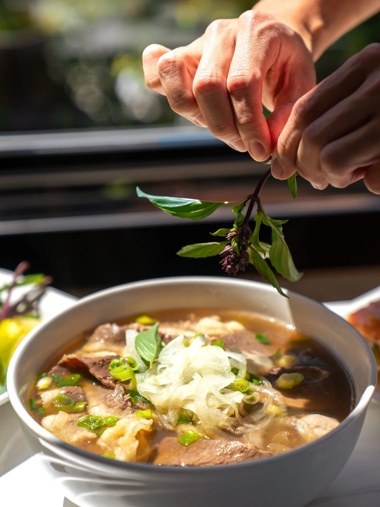We got a hot bowl of soup with your name on it 🍜

#ocfood #ocfoodie #orangecounty #pho #vietnamesefood #vietnamese #noodles #noodlepull
