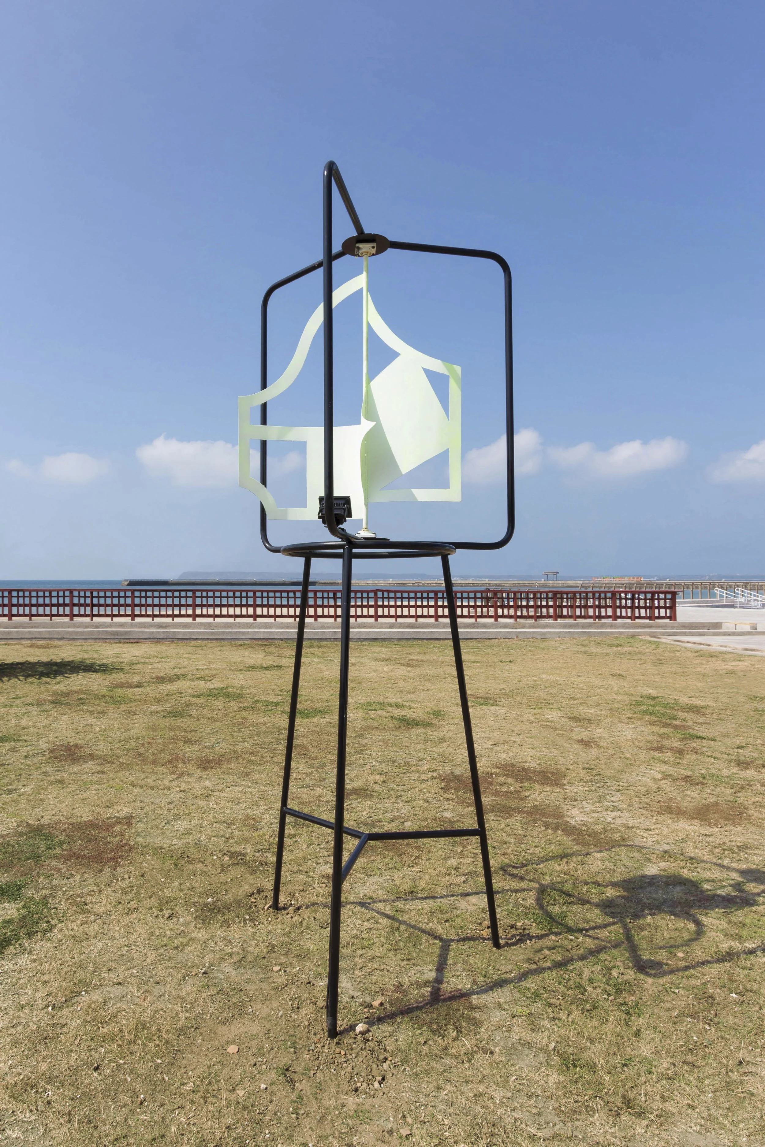 ex_penghu arts festival_2018_01 land art installation_winds urchin_malaysia_spinninh gasing_3.jpg