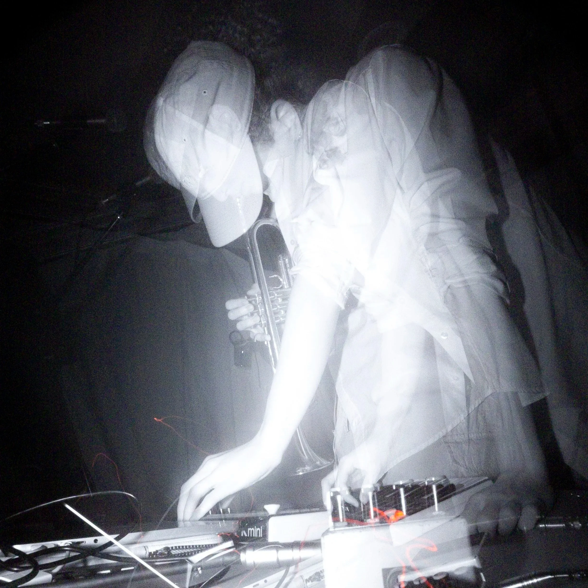 Lucie Coffey and La Fielding Live