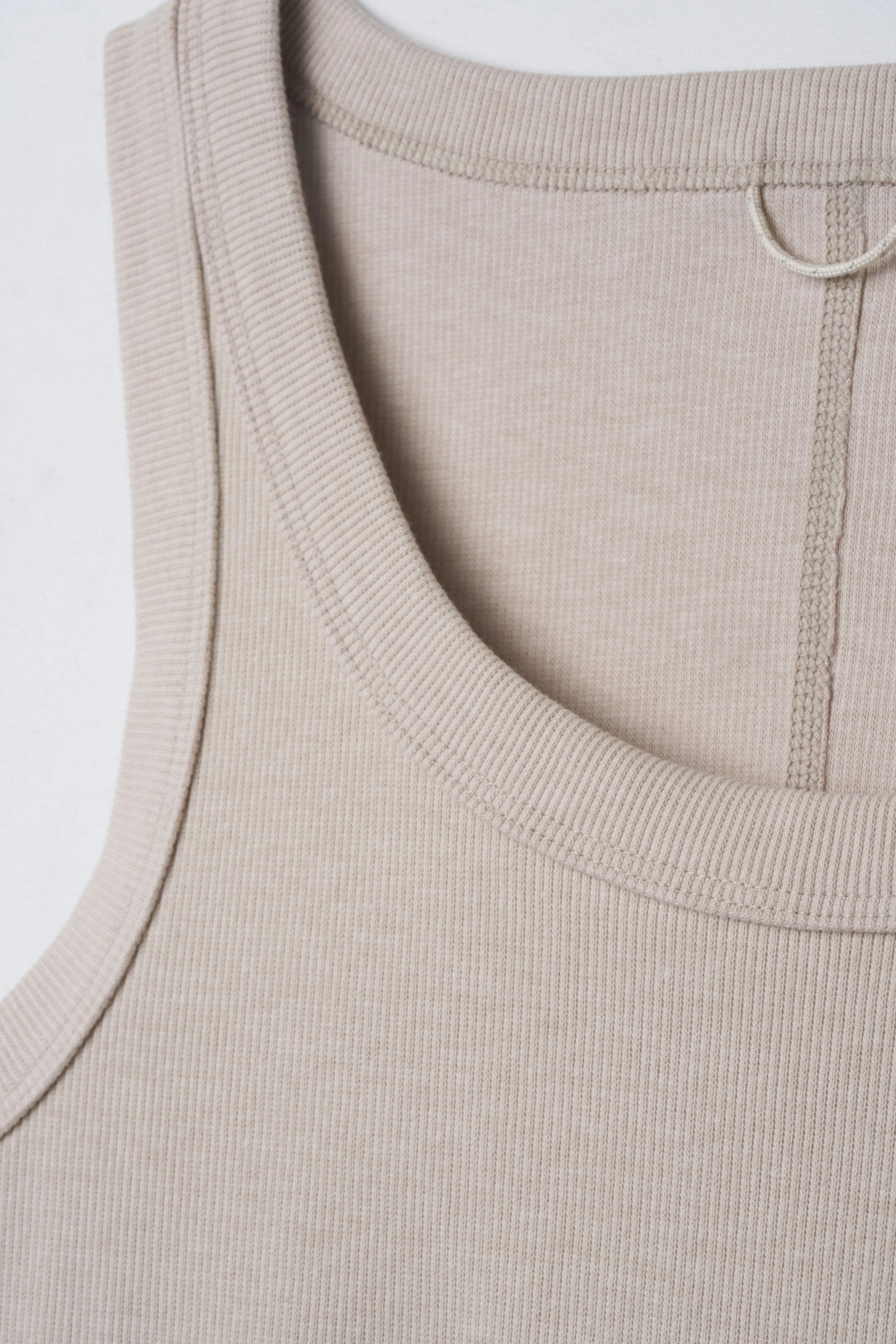 ribbed-detail-28.jpg