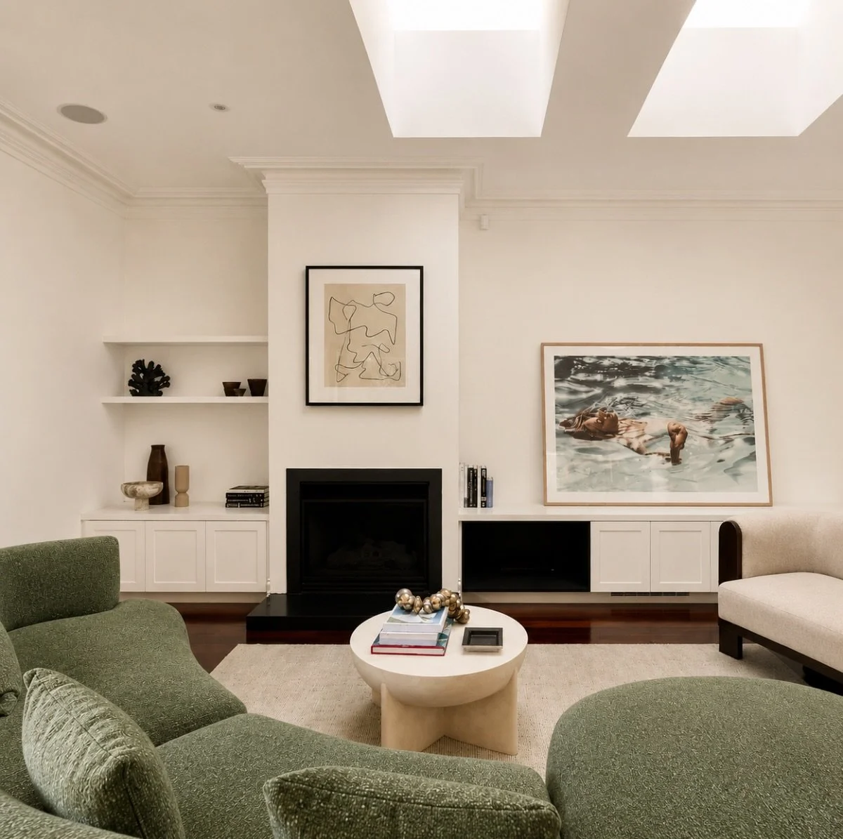 An empty room tells a buyer nothing.

This is what we do about it ⬆️ so a buyer can picture their life here.

Swipe to see the before &rarr;

Camberwell &mdash; sold at auction by @marshallwhiterealestate 

#styledbyswoon #melbournepropertystyling #p