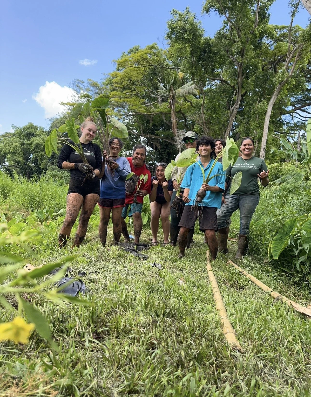 Waikane Photo - Group (Kua_Anna).jpg