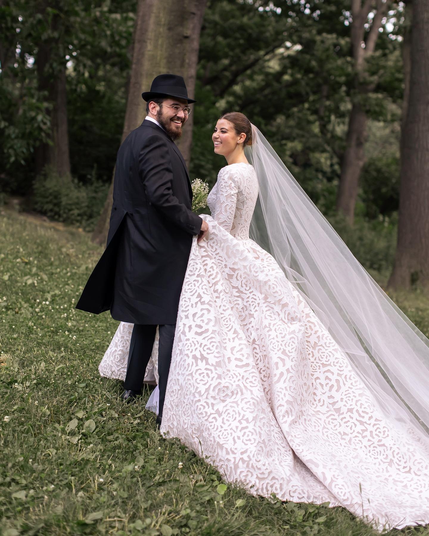 E &amp; Y 💍 

I don&rsquo;t know about you but I really do over analyse everything! I want everything to be 1000% perfect when it comes to business &amp; also my personal life, so I often end up getting too caught up in things and can&rsquo;t make a